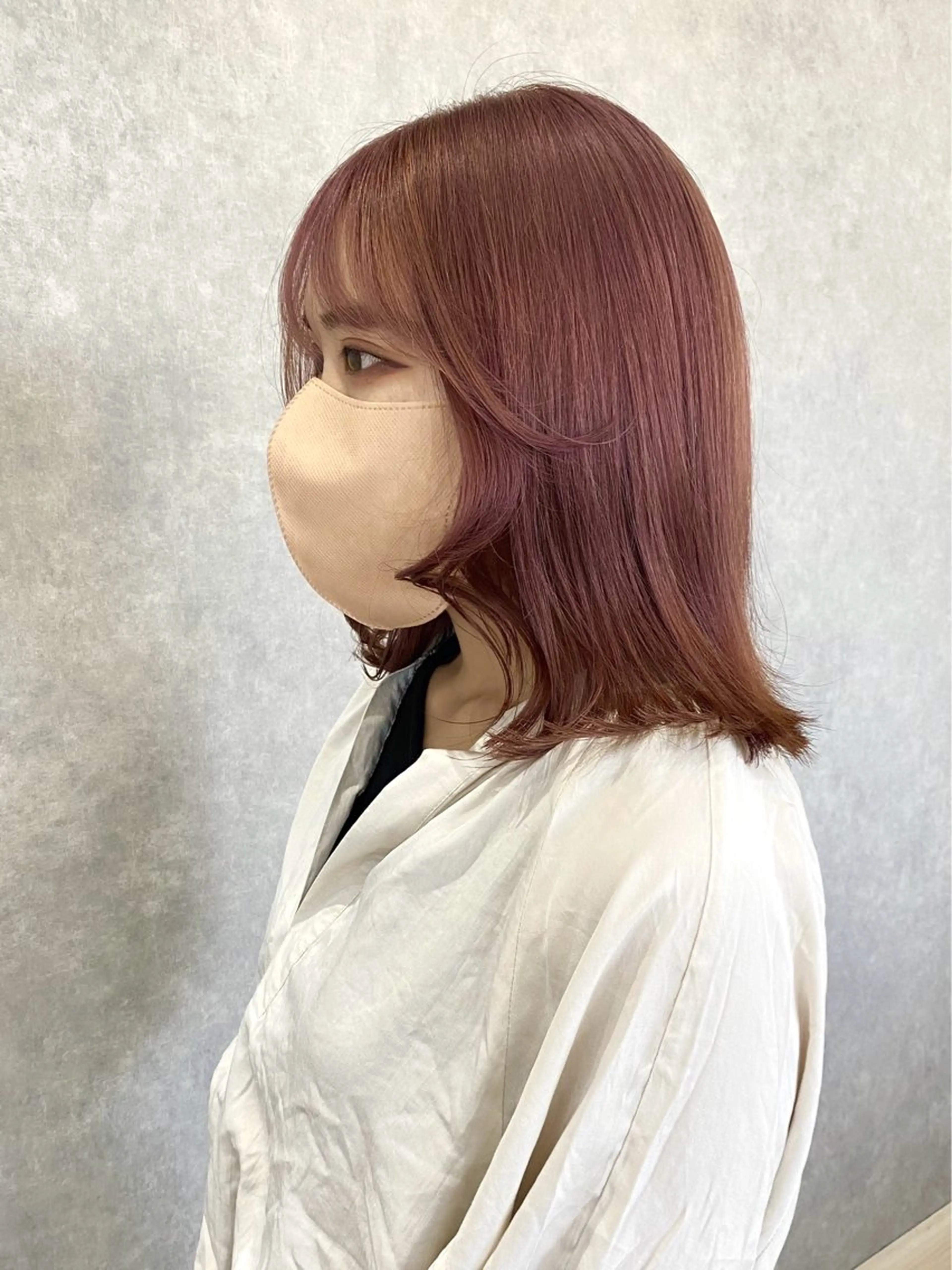 ミディアム カラー ベージュカラー イルミナカラー ピンクカラー ピンクベージュ 韓国風ヘア カット ヘアカラー トリートメント 成城美容室 YOSHIMURAのヘアスタイル