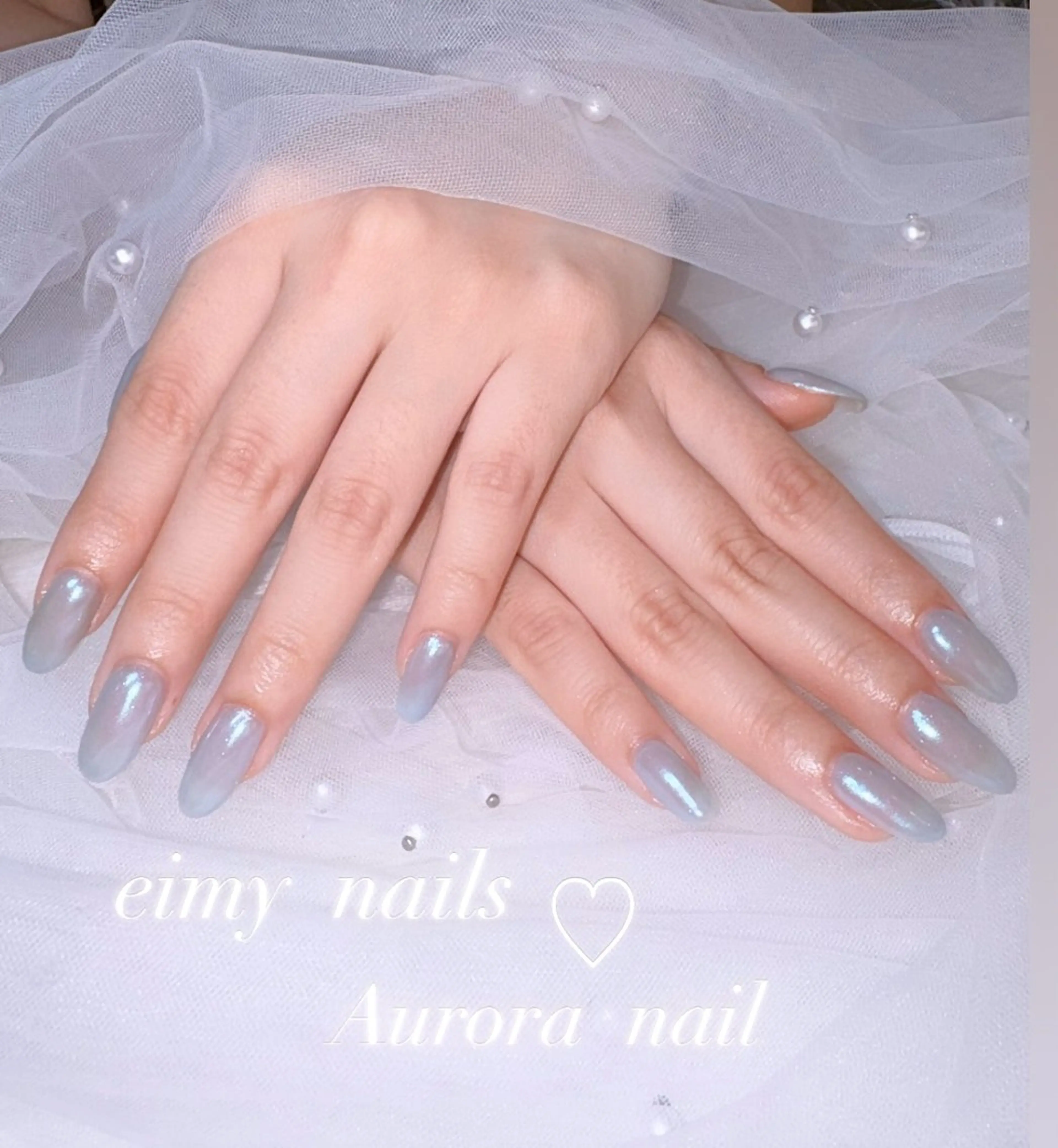 ネイル オーロラネイル ブルー ワンカラーネイル ハンドネイル eimy nails♡のネイルデザイン