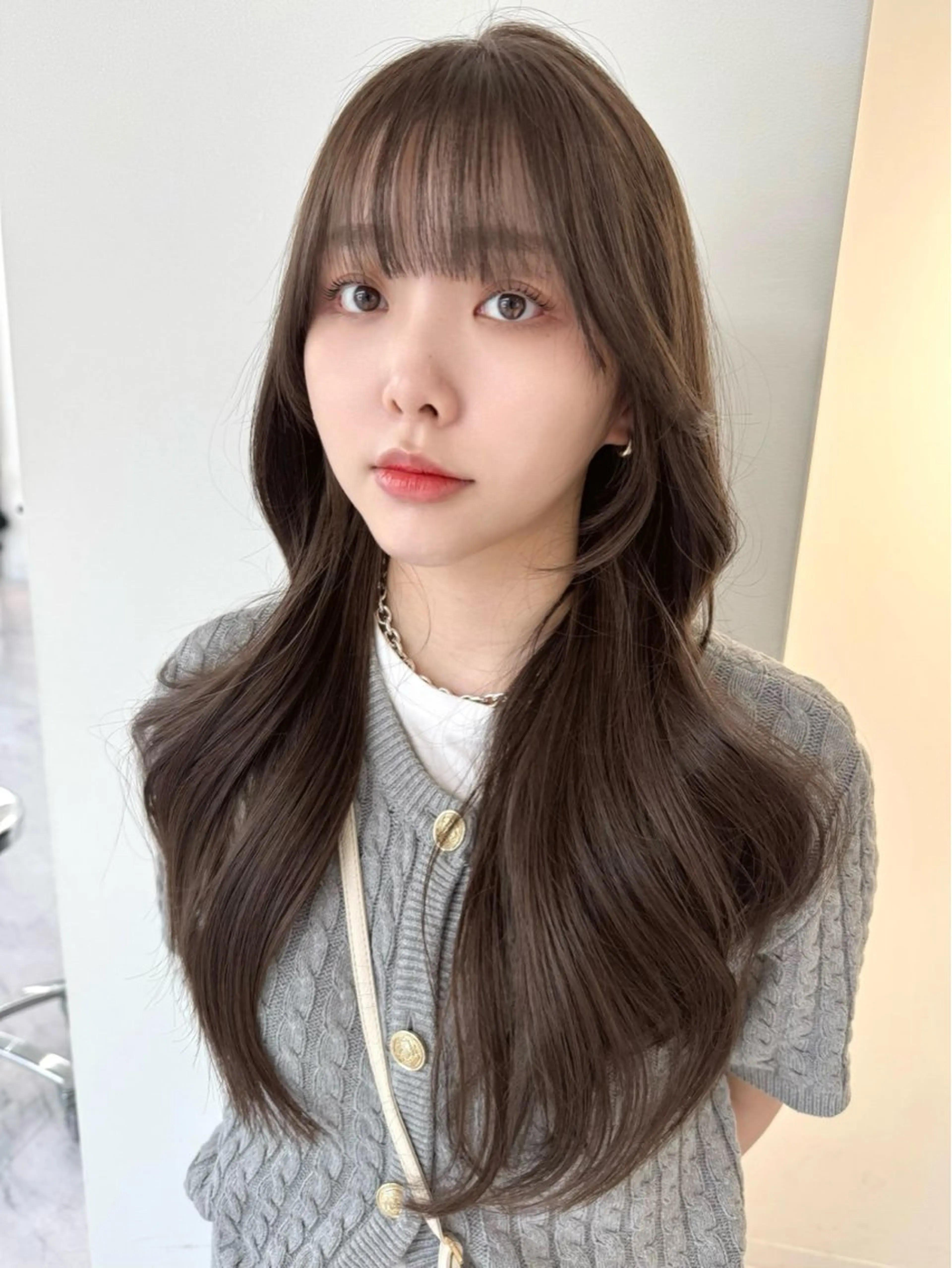 🎀当日限定🎀カット+前髪縮毛矯正+カラー+oggi otto髪質改善1STEPトリートメントの写真