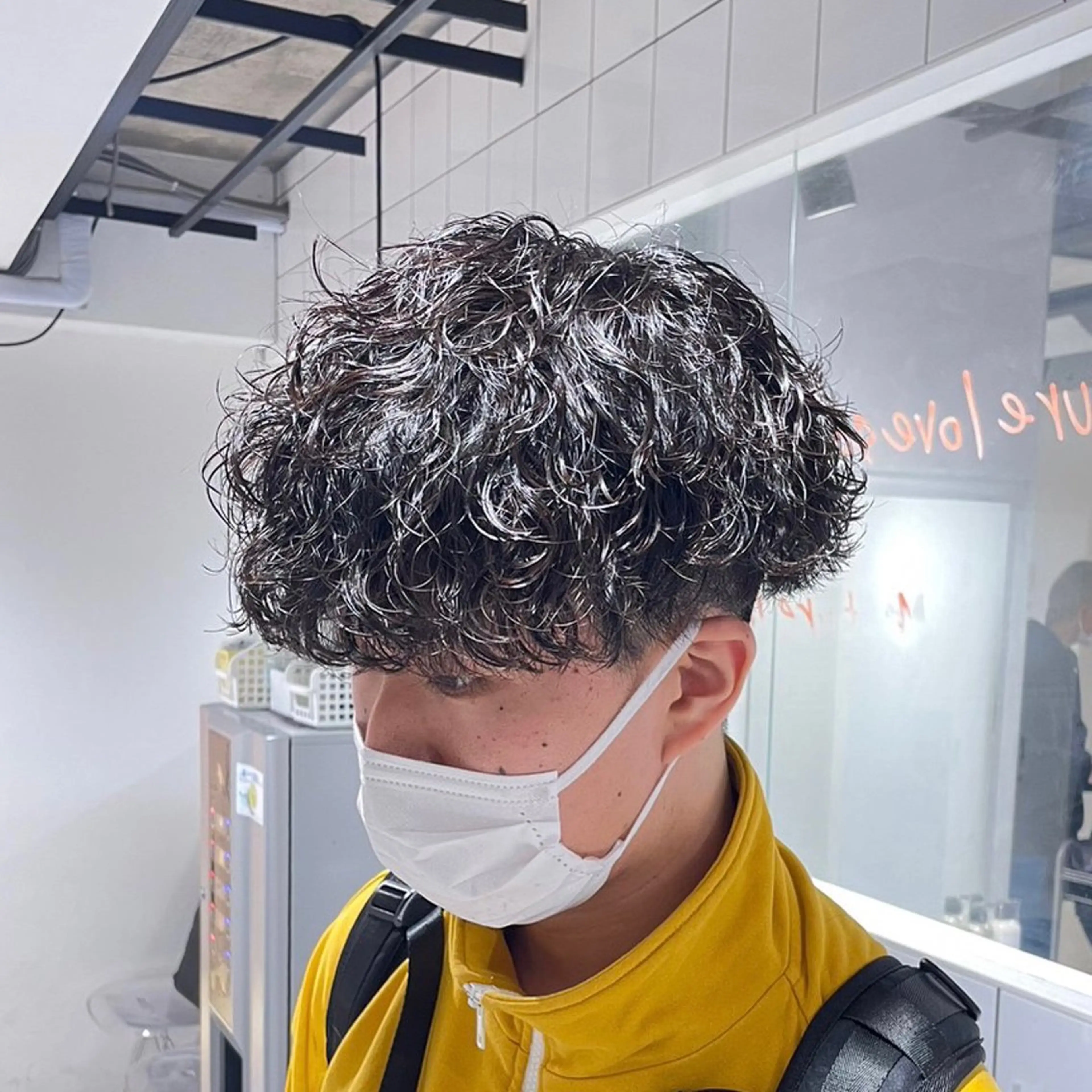パーマ メンズ men's特化 値段以上の仕上がりにのヘアスタイル