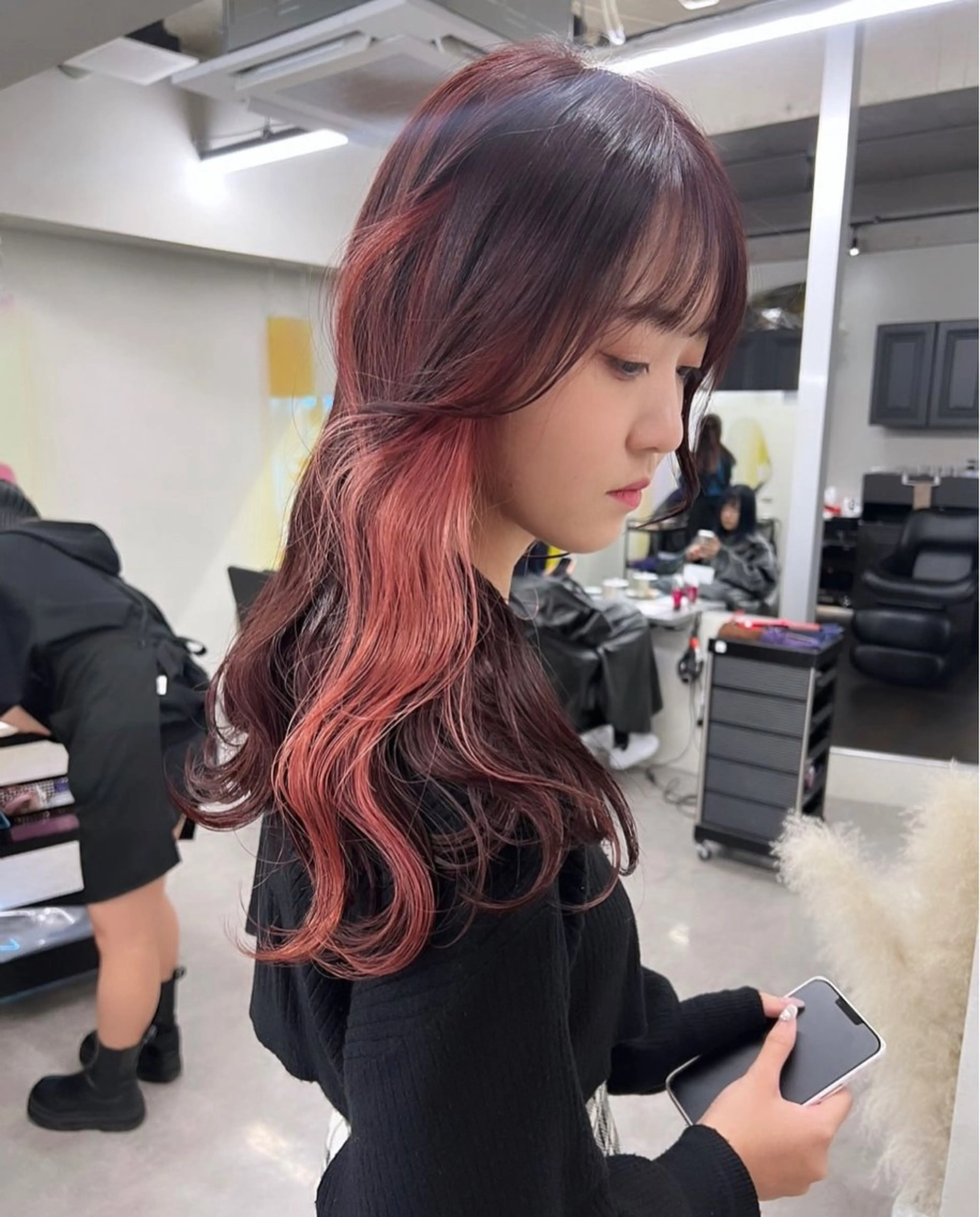 セミロング 色落ちまで可愛い🧚 心斎橋hikaruのヘアスタイル