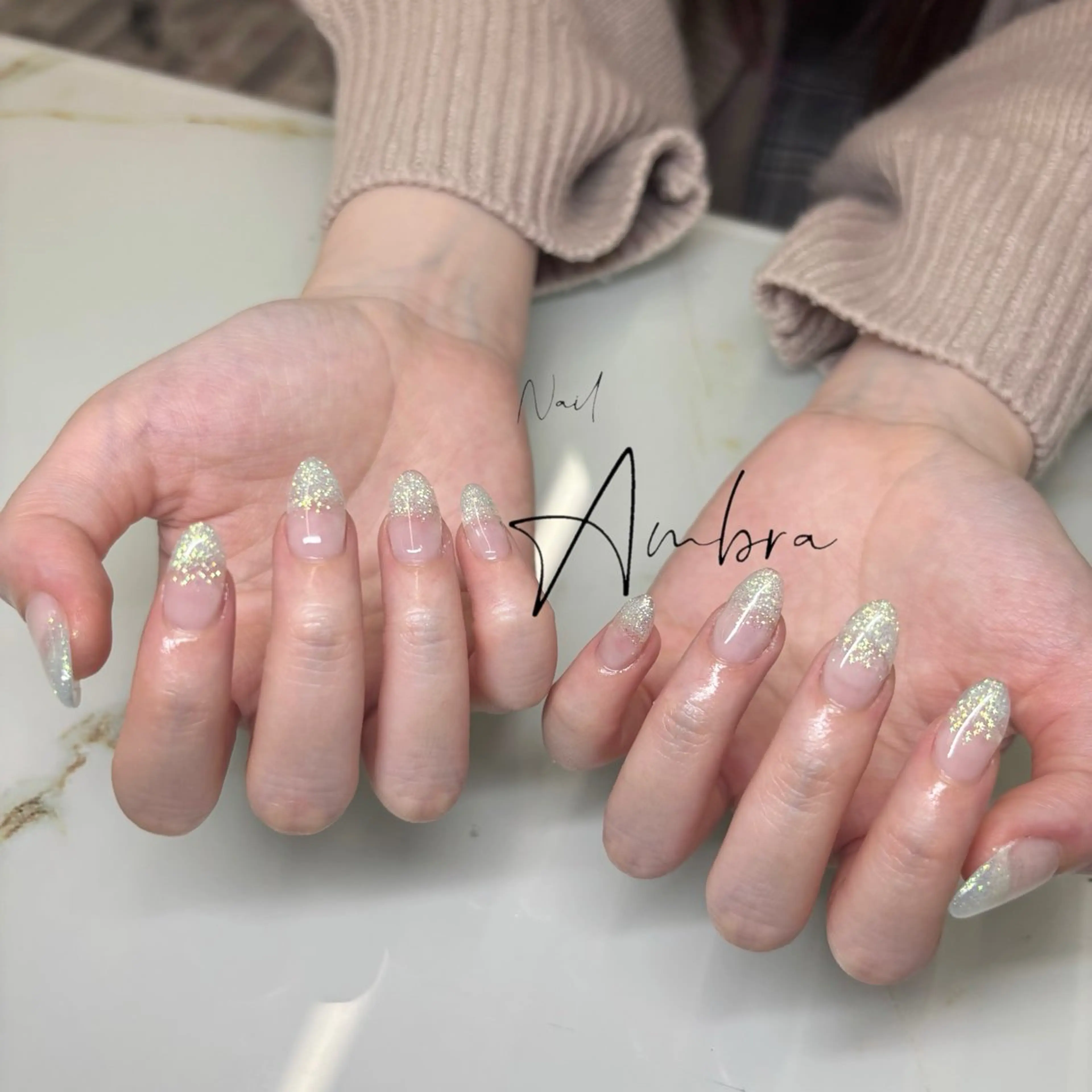 ネイル ラメ(グリッター) ラメグラデーション 水色 ハンドネイル Nail Ambra 小山のネイルデザイン