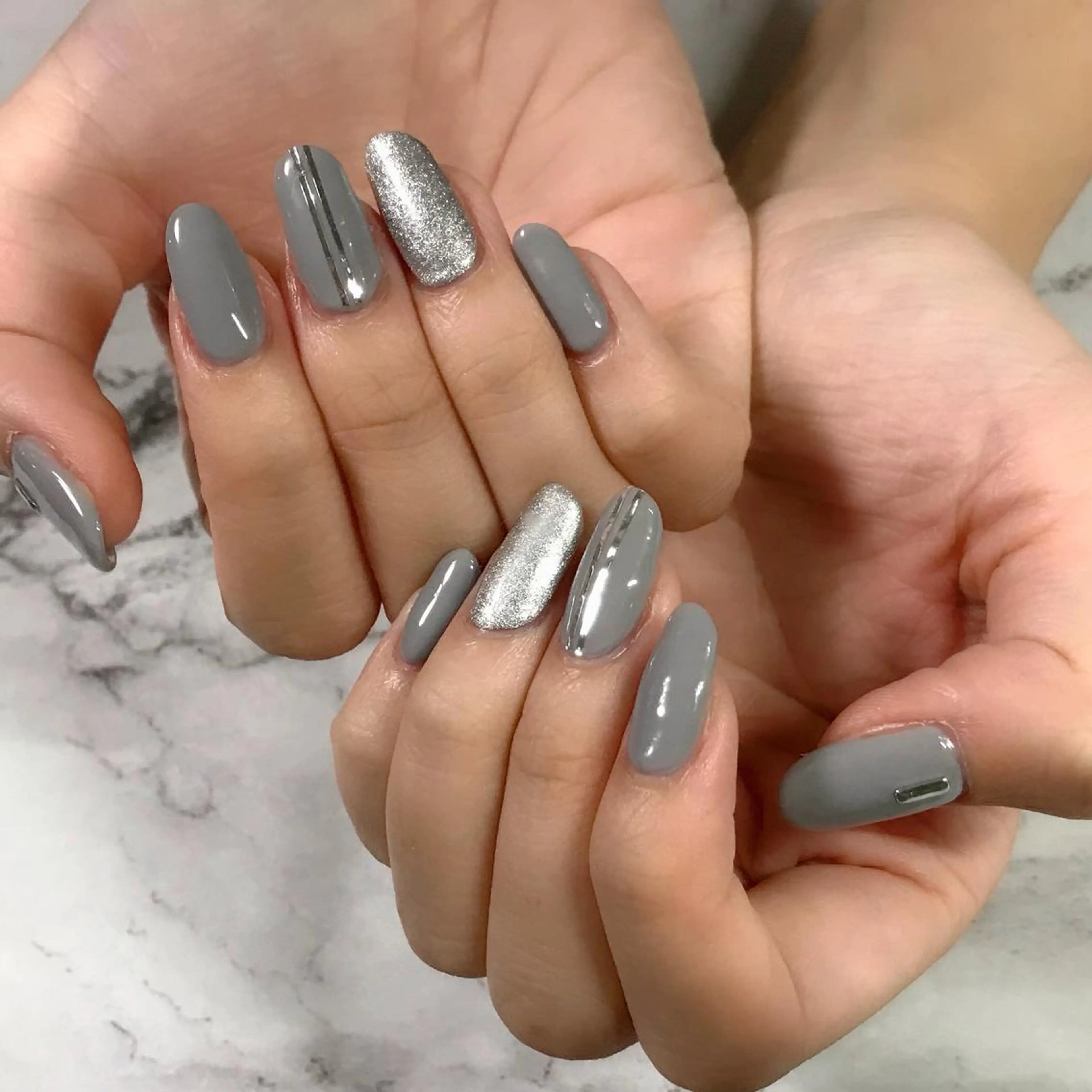 ネイル フットネイル ラメ(グリッター) ラメグラデーション ワンカラーネイル kikinail 溝の口のネイルデザイン