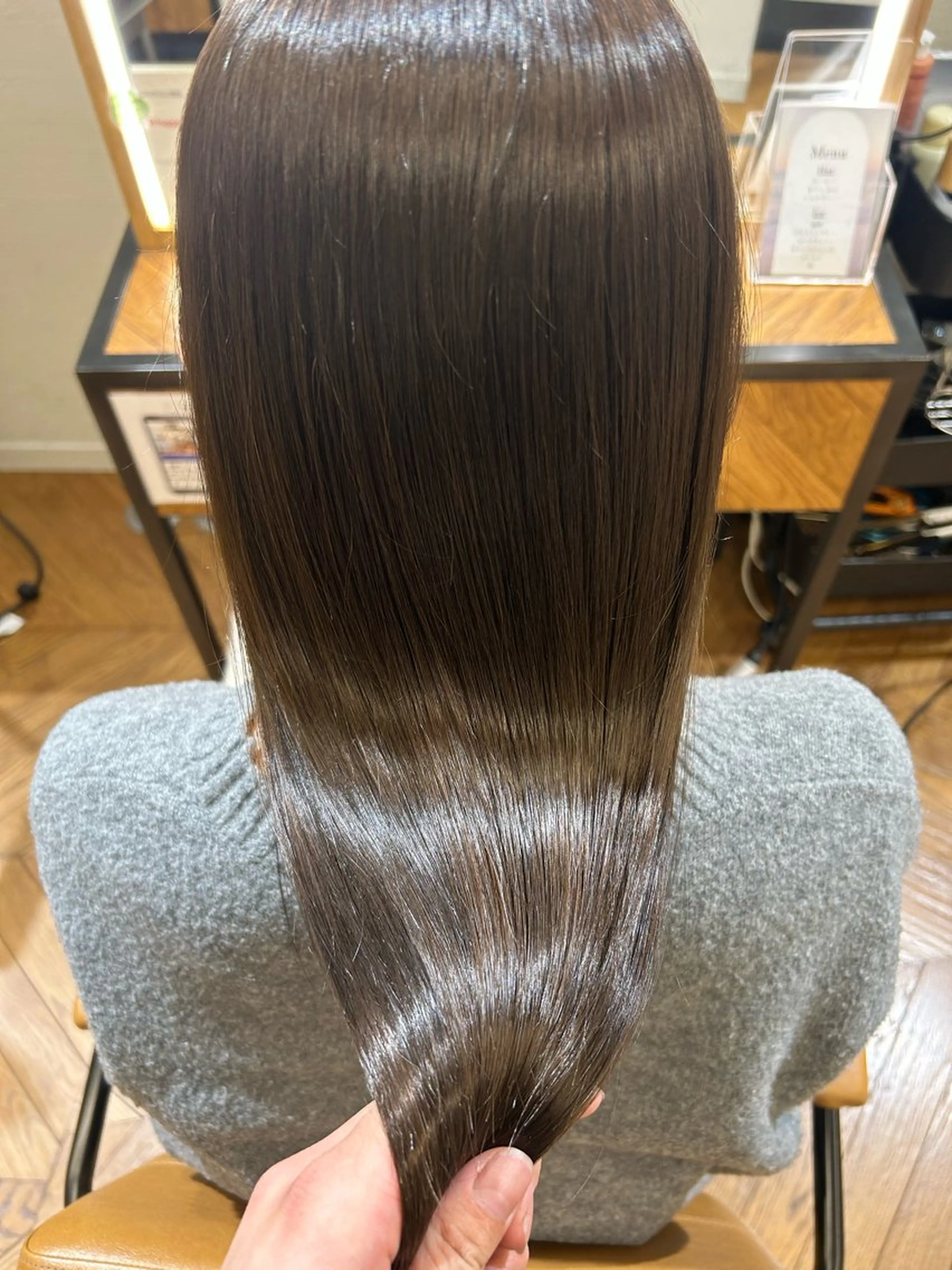 ロング カラー 透明感カラー グレージュ bnd_bnd アイのヘアスタイル