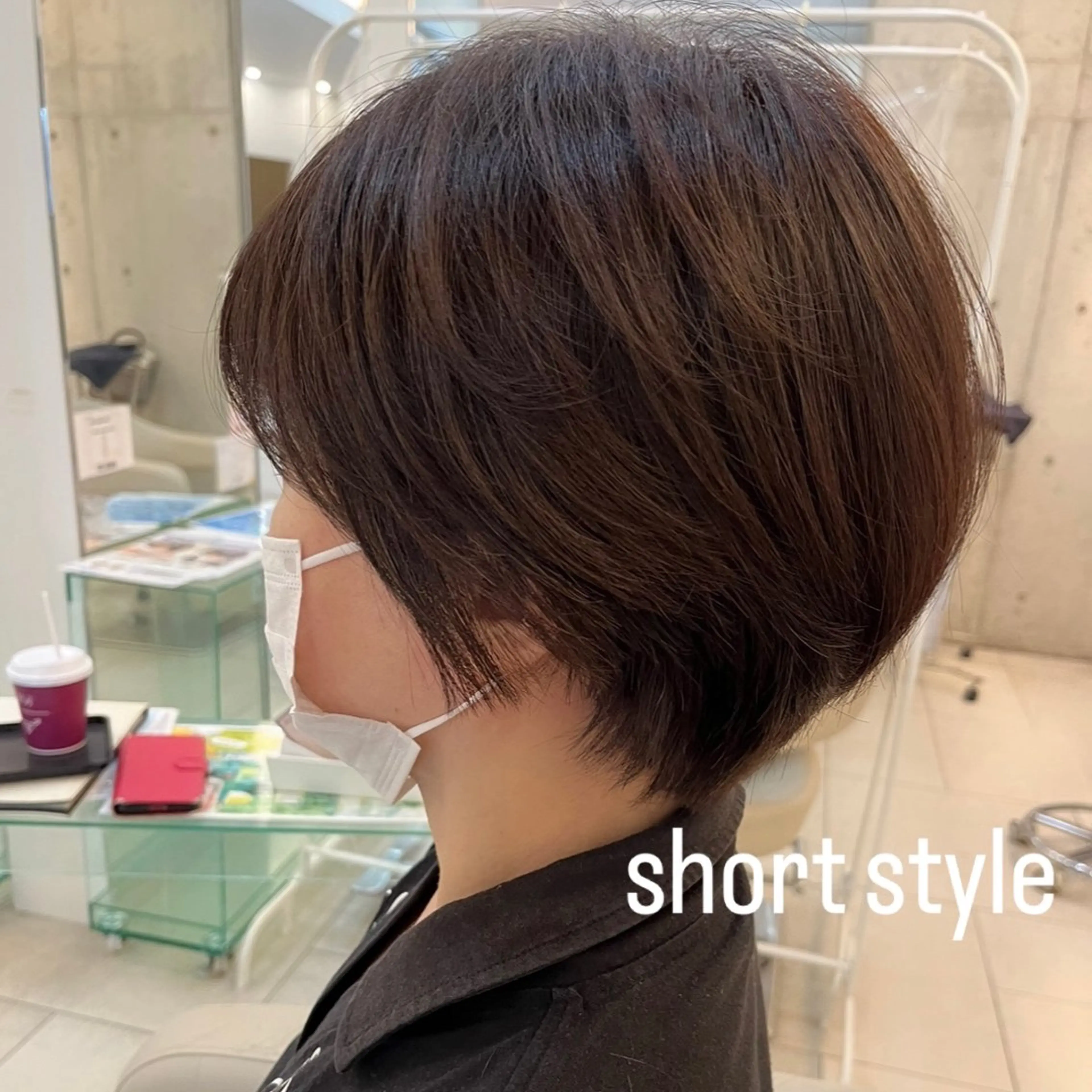 ショート 似合わせカット暖色 カラーhiyonaのヘアスタイル