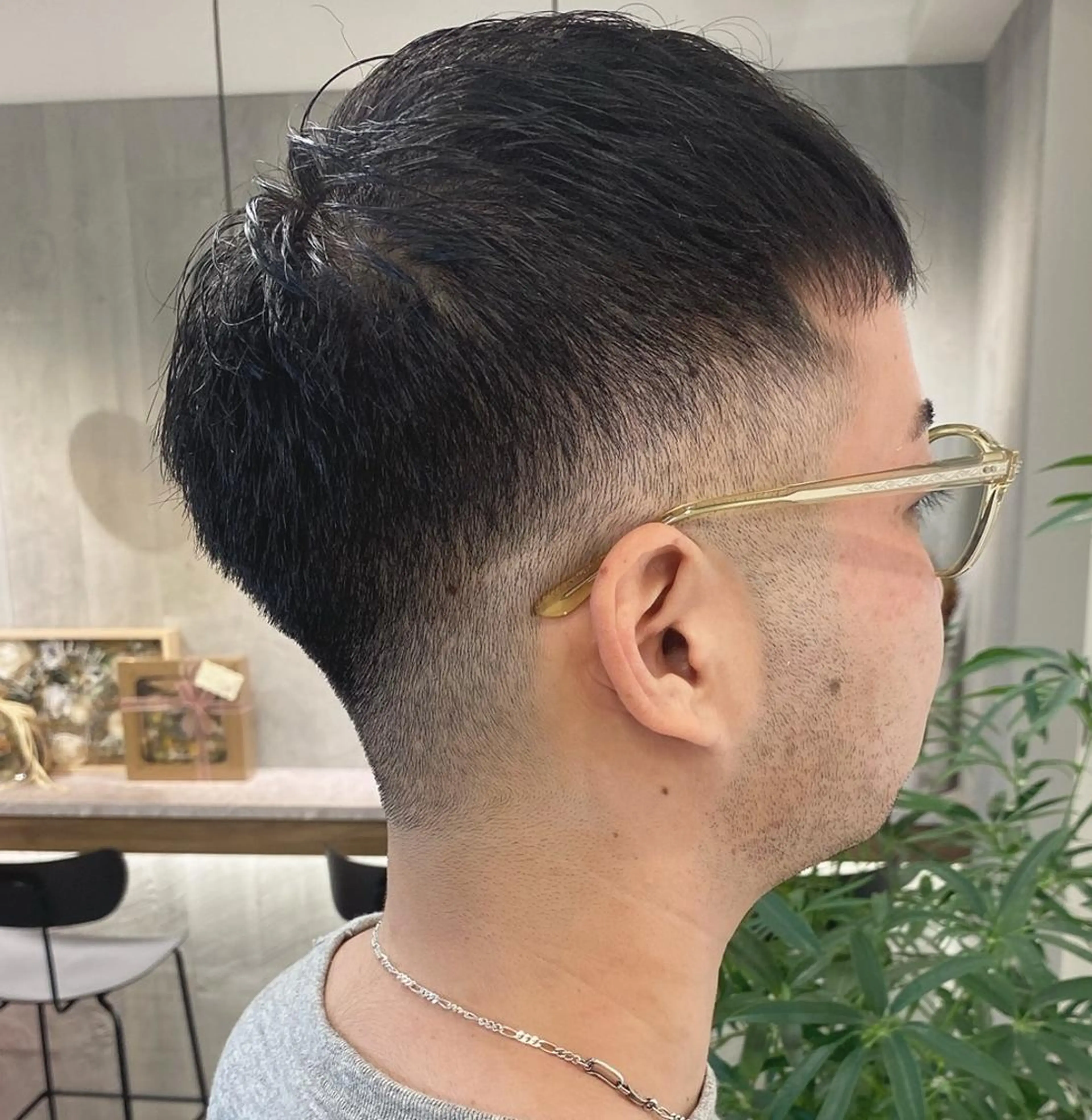 💙《メンズ身だしなみコース》【カット】【眉カット】【5分間ヘッドスパ】肩マッサージの写真