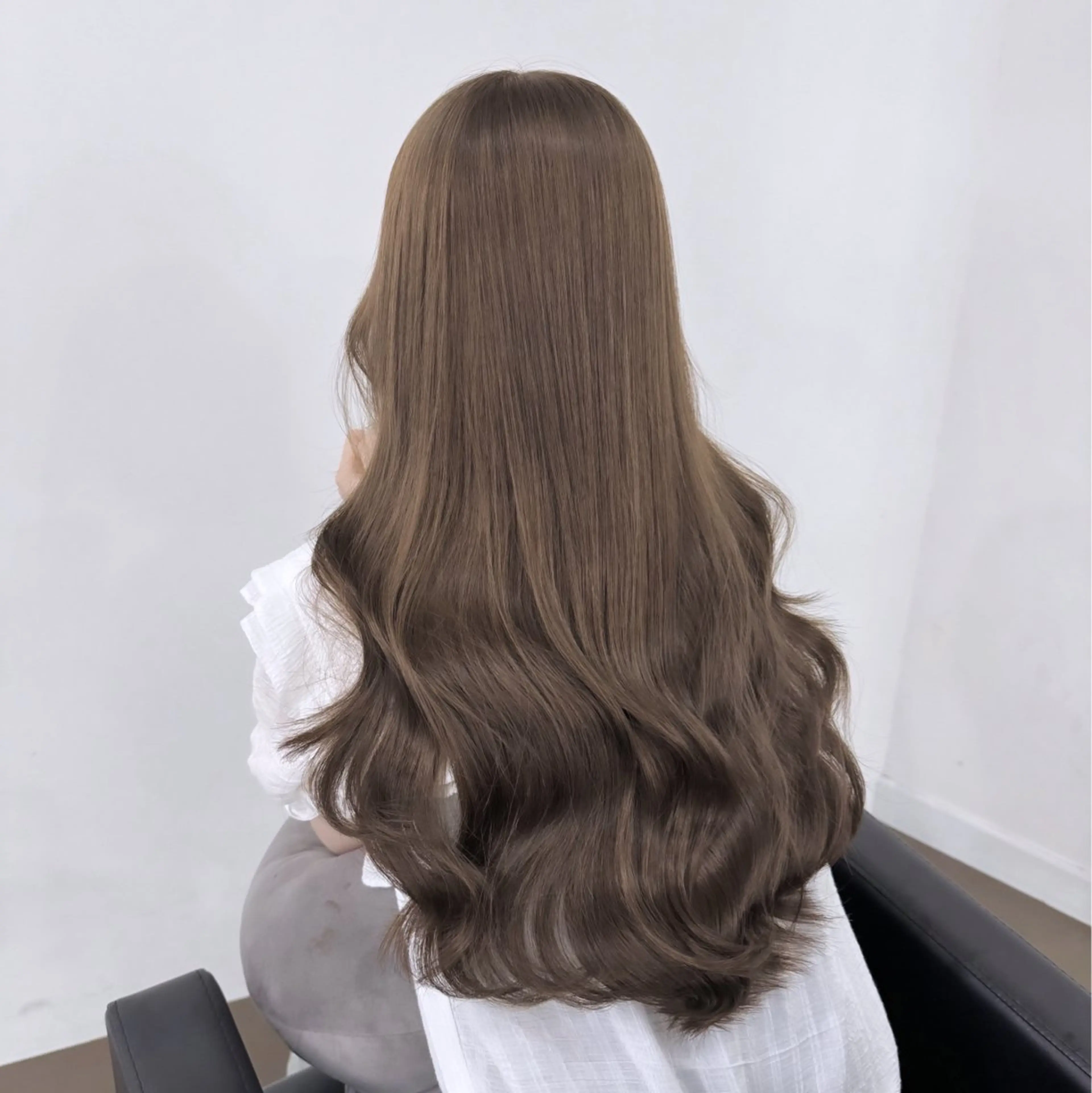 ロング ボブ くびれヘア 髪質改善 韓国風ヘア レイヤーカット 【ioe岡本】🐶 向井歩のヘアスタイル