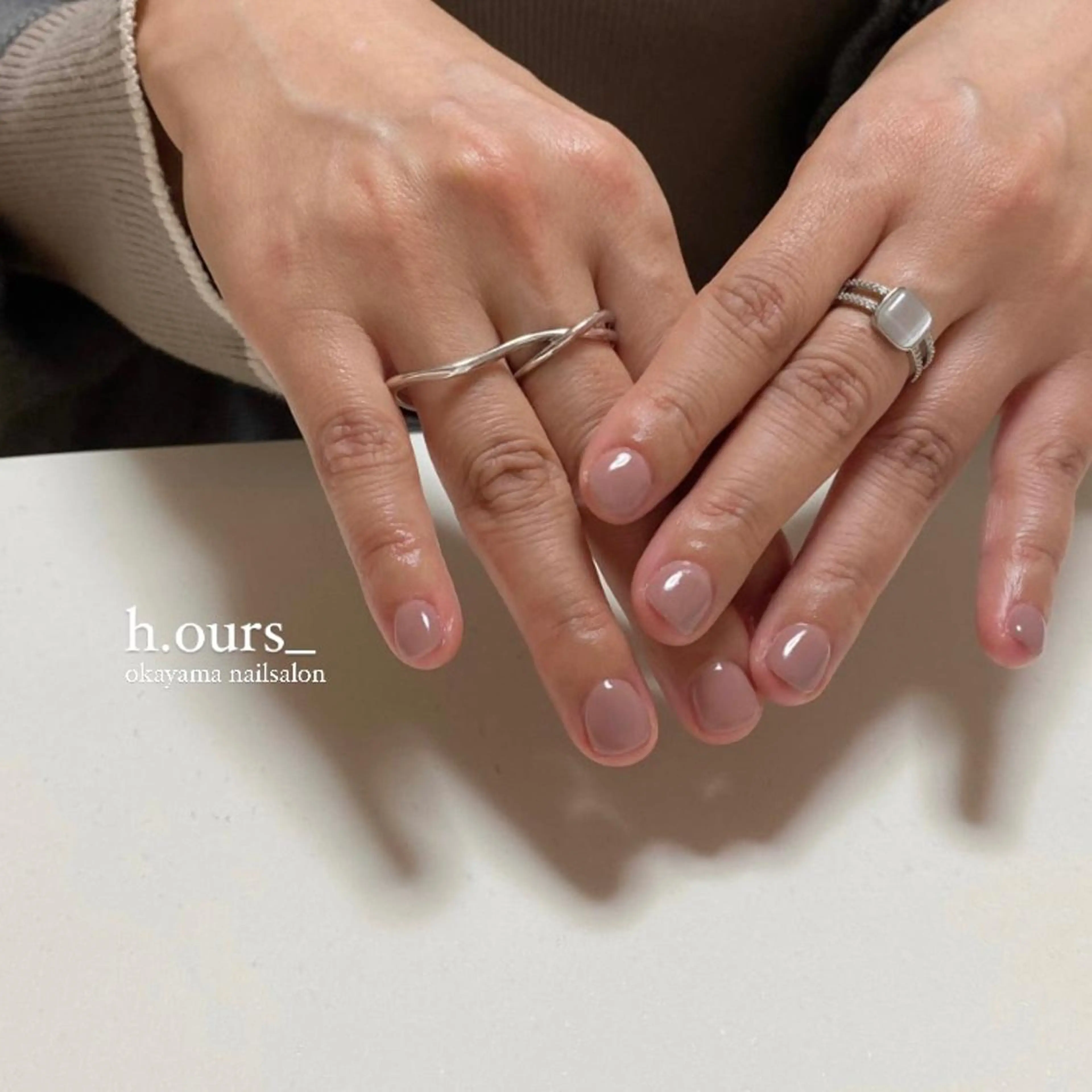 ネイル ワンカラーネイル ピンク ピンクベージュ シンプルネイル h.ours _のネイルデザイン