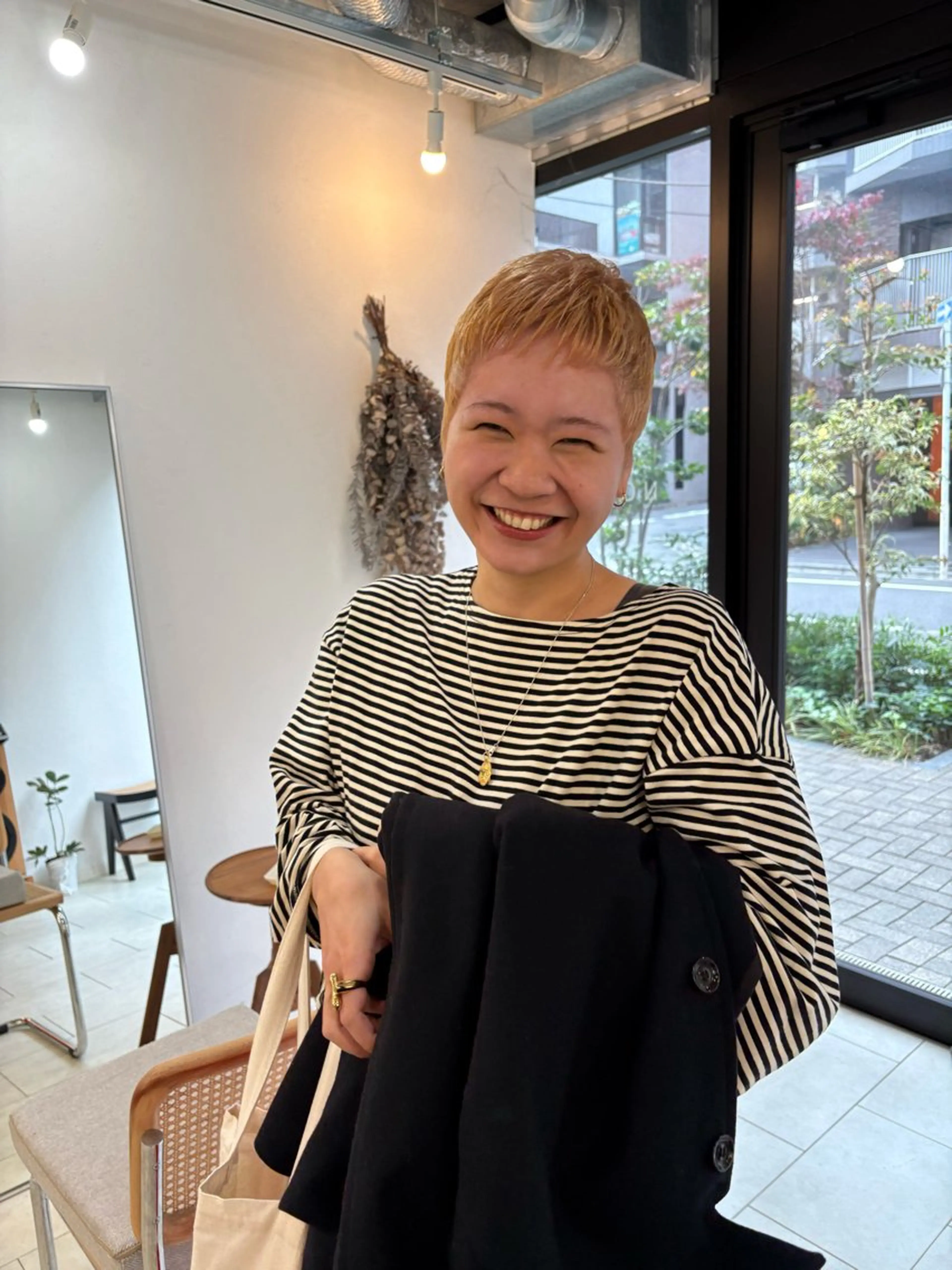 ショート カラー カット ヘアカラー eri kinjoのヘアスタイル