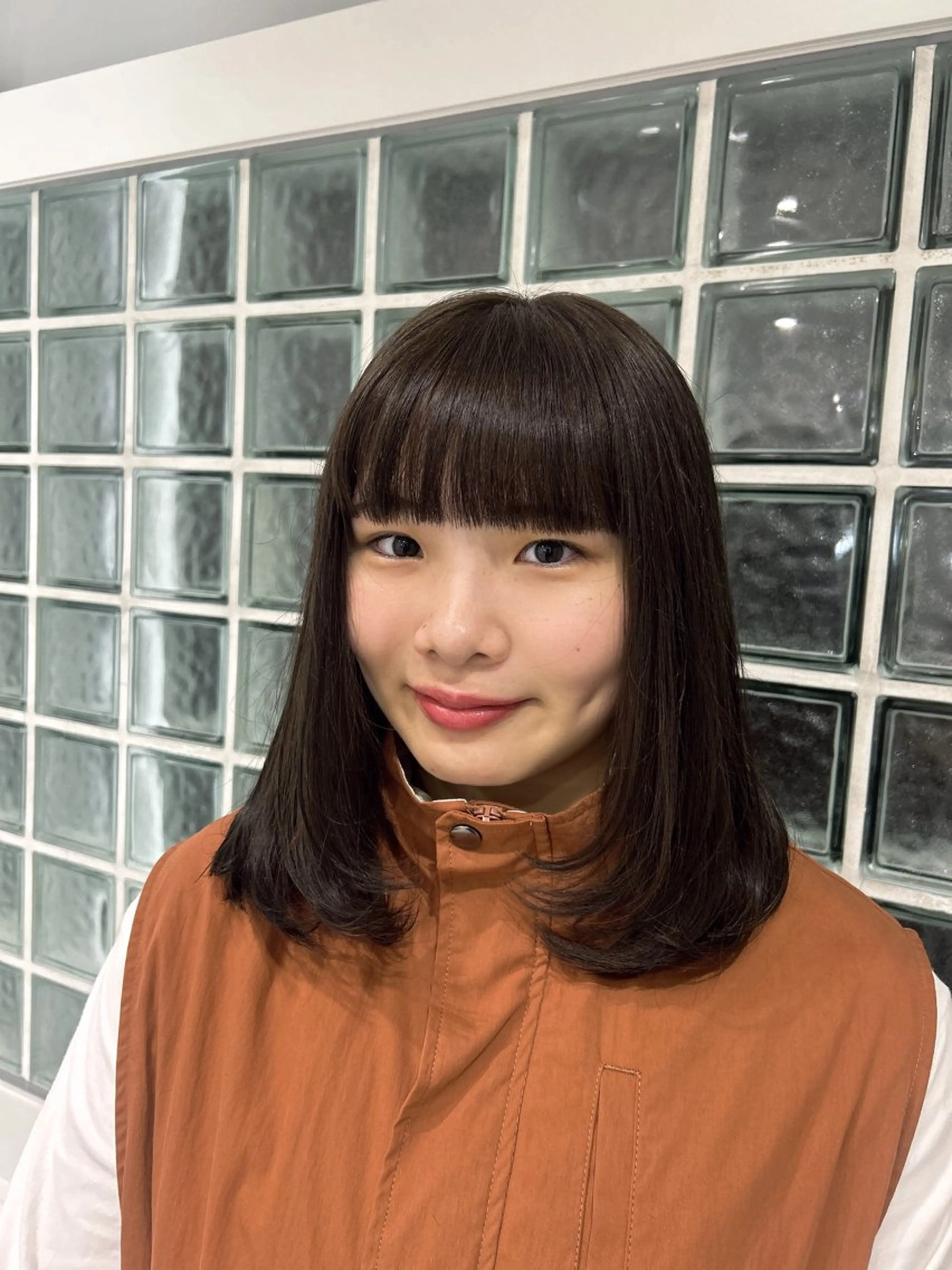 セミロング カラー カット 縮毛矯正 愛結 暖色カラー🎀🩰のヘアスタイル