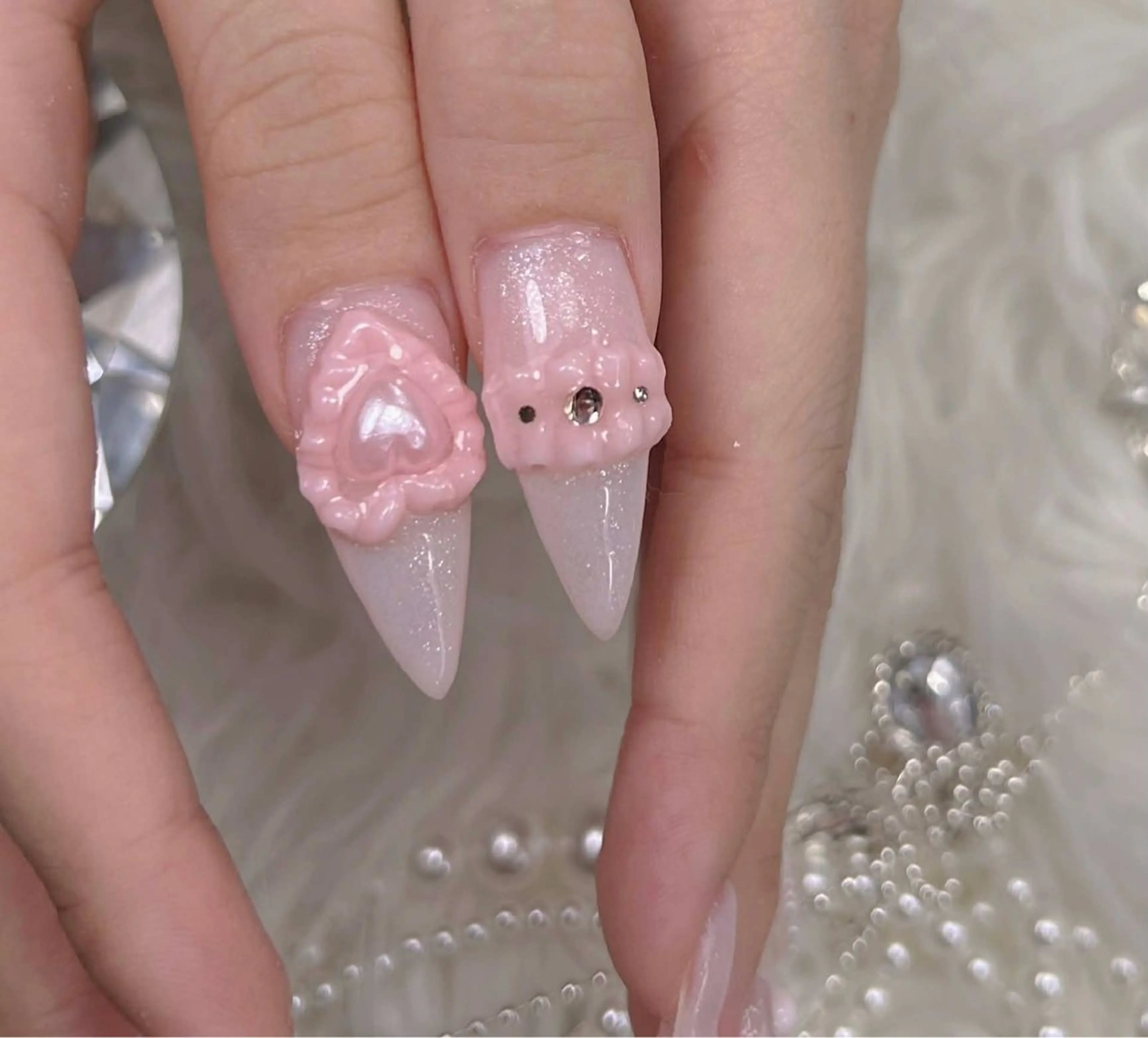 ネイル アートネイル オーロラネイル チークネイル 長さ出し フットネイル Miya_nail所属・Miya _nailのネイルデザイン