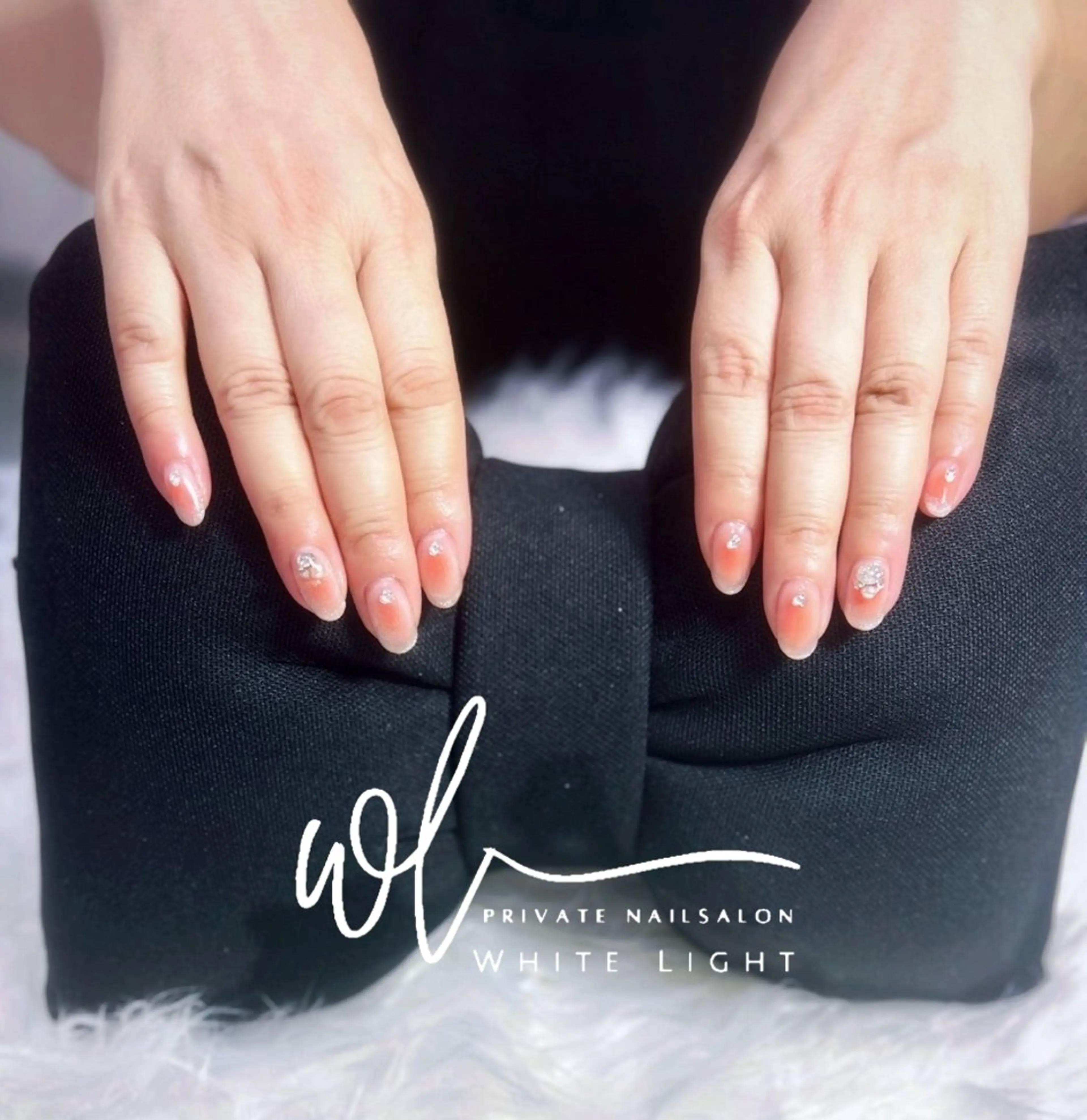 ネイル チークネイル プライベートサロン WhiteLightのネイルデザイン