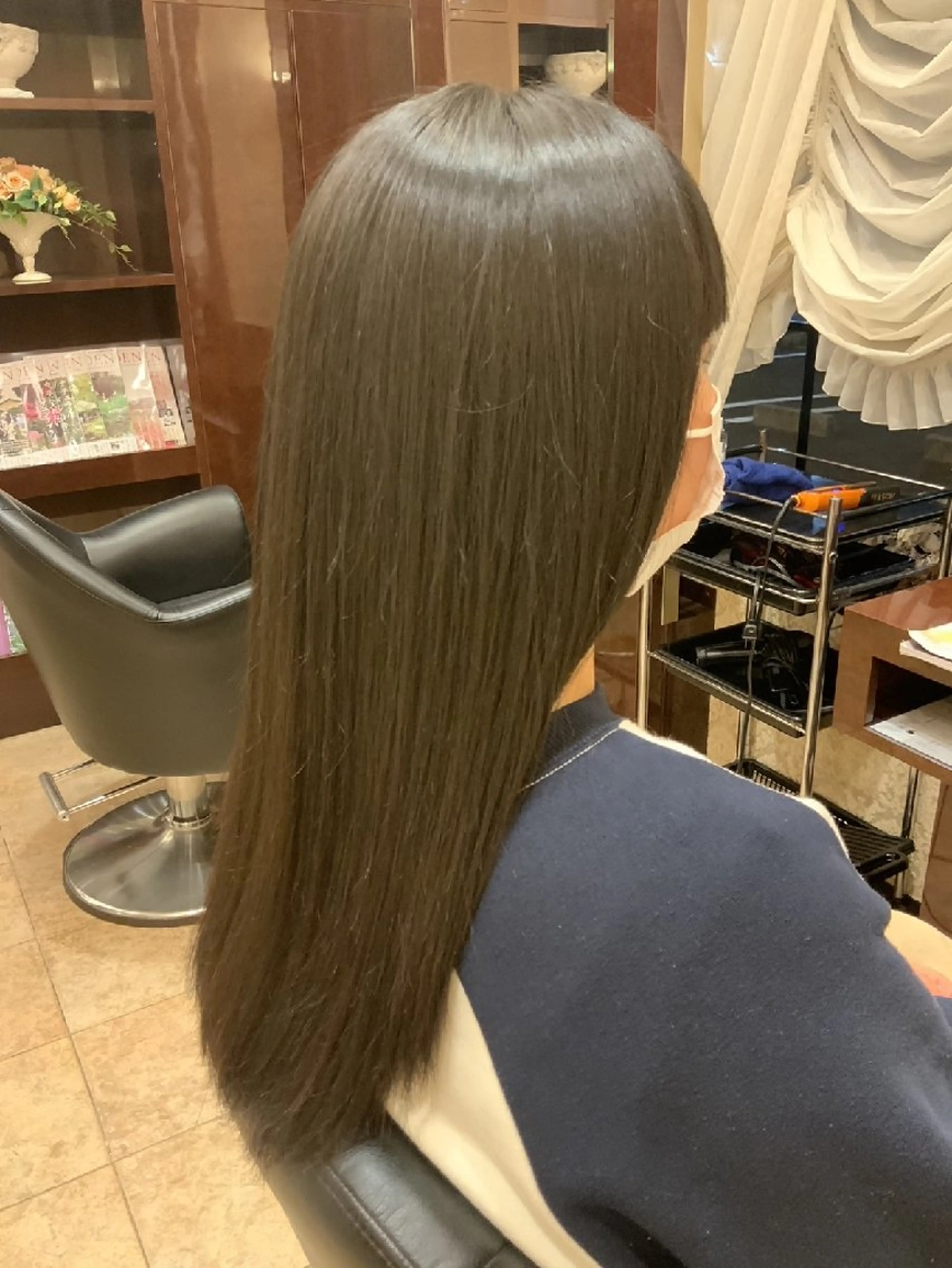 ロング 越川 南美のヘアスタイル