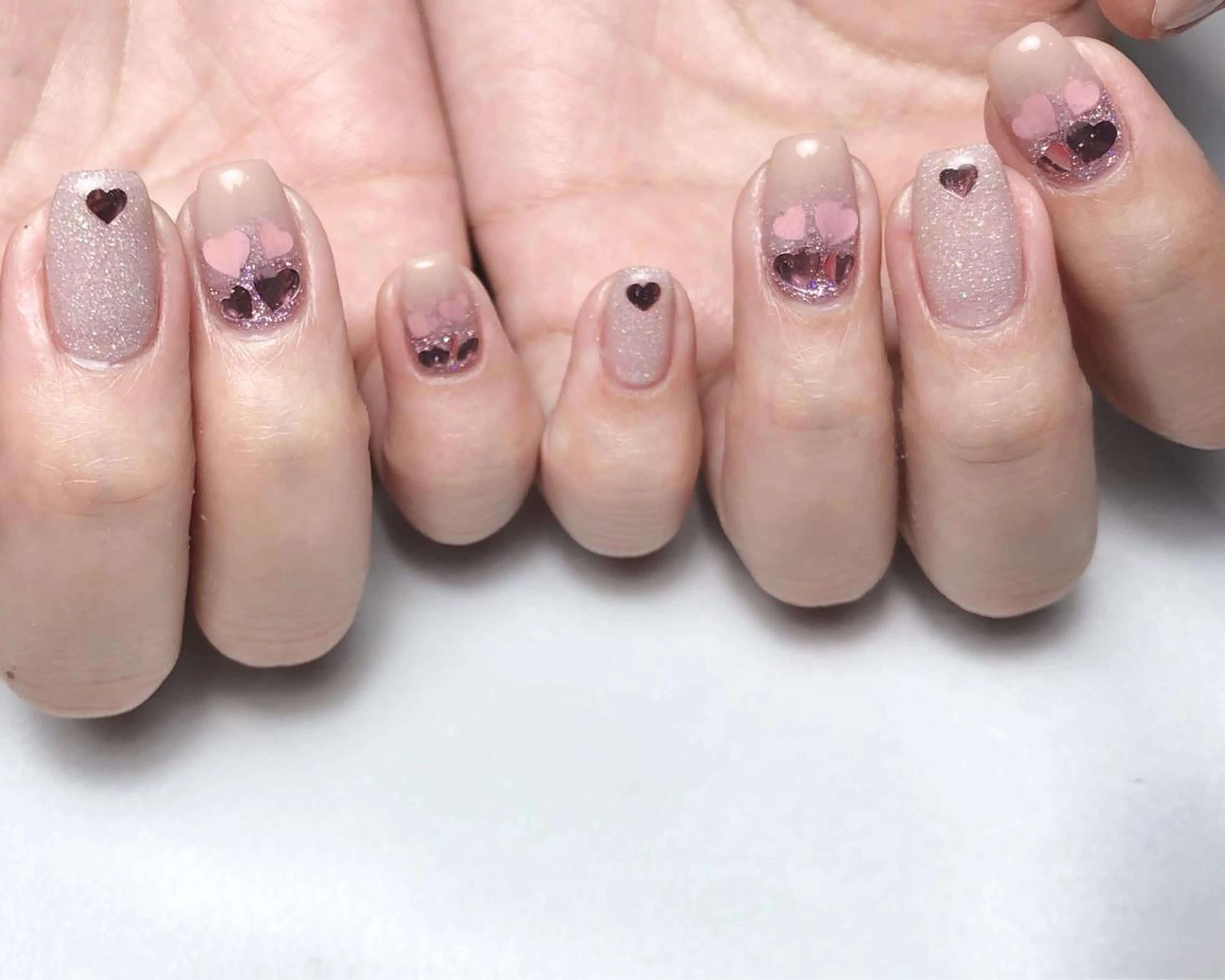 ネイル ハート ハンドネイル saki_ nail heronのネイルデザイン
