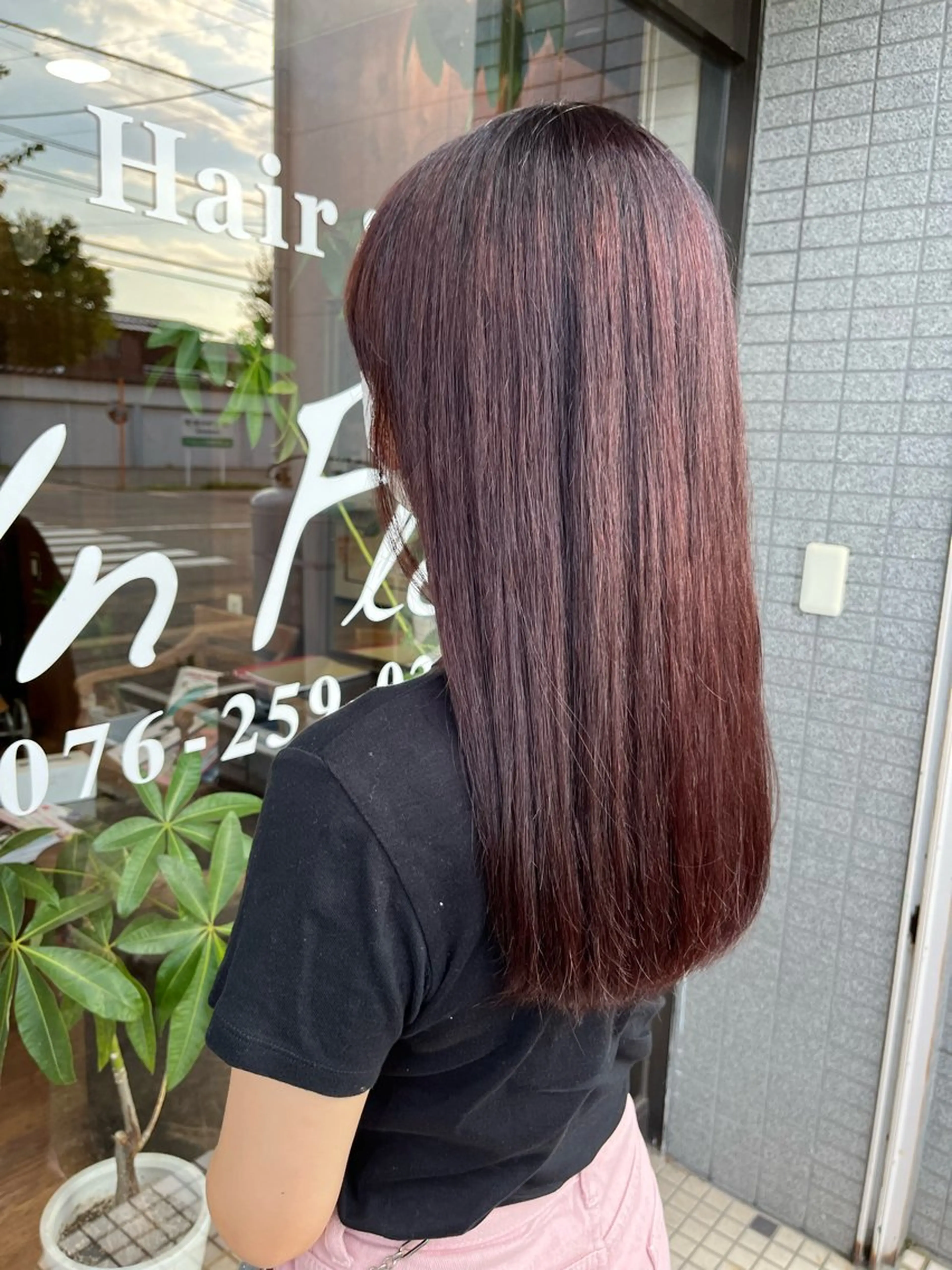 ロング 立野 希沙のヘアスタイル