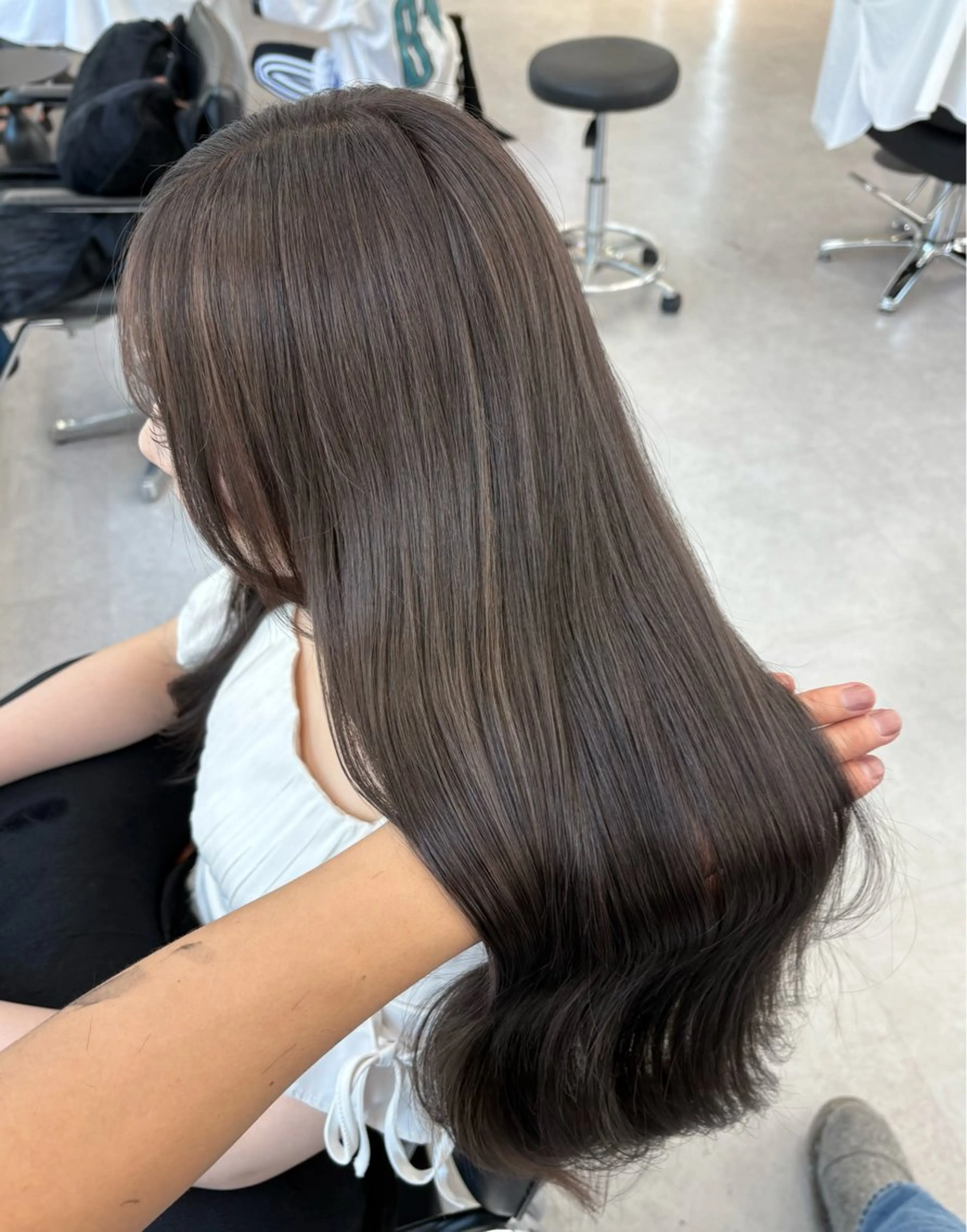 ロング カラー カット ヘアカラー 堀江/透明感 ベージュ/白川幸太のヘアスタイル