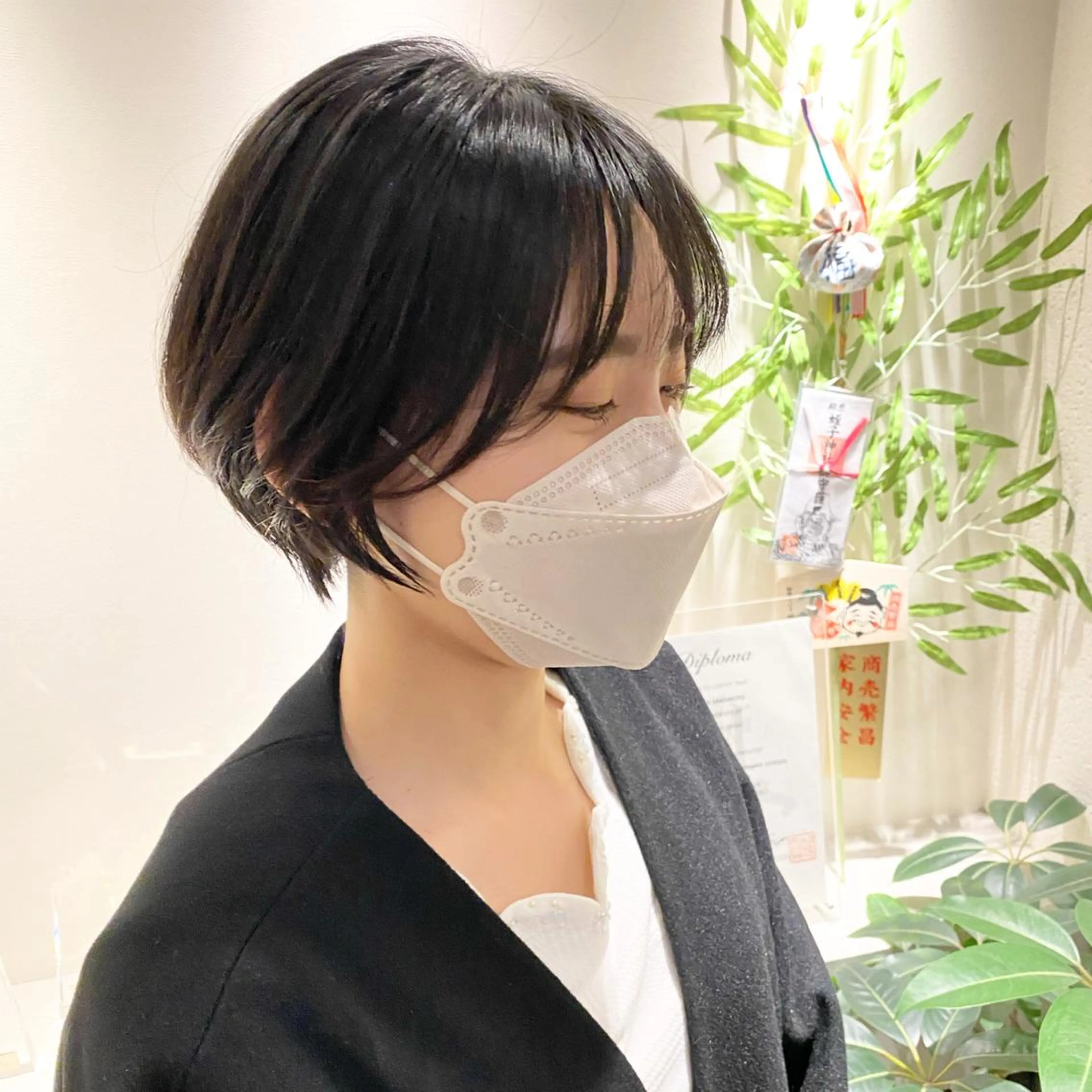 ショート アッシュ ボブ 髪質改善 レイヤーカット ショートヘア カット ヘアカラー ショート〜ミディアム 喜多司のヘアスタイル