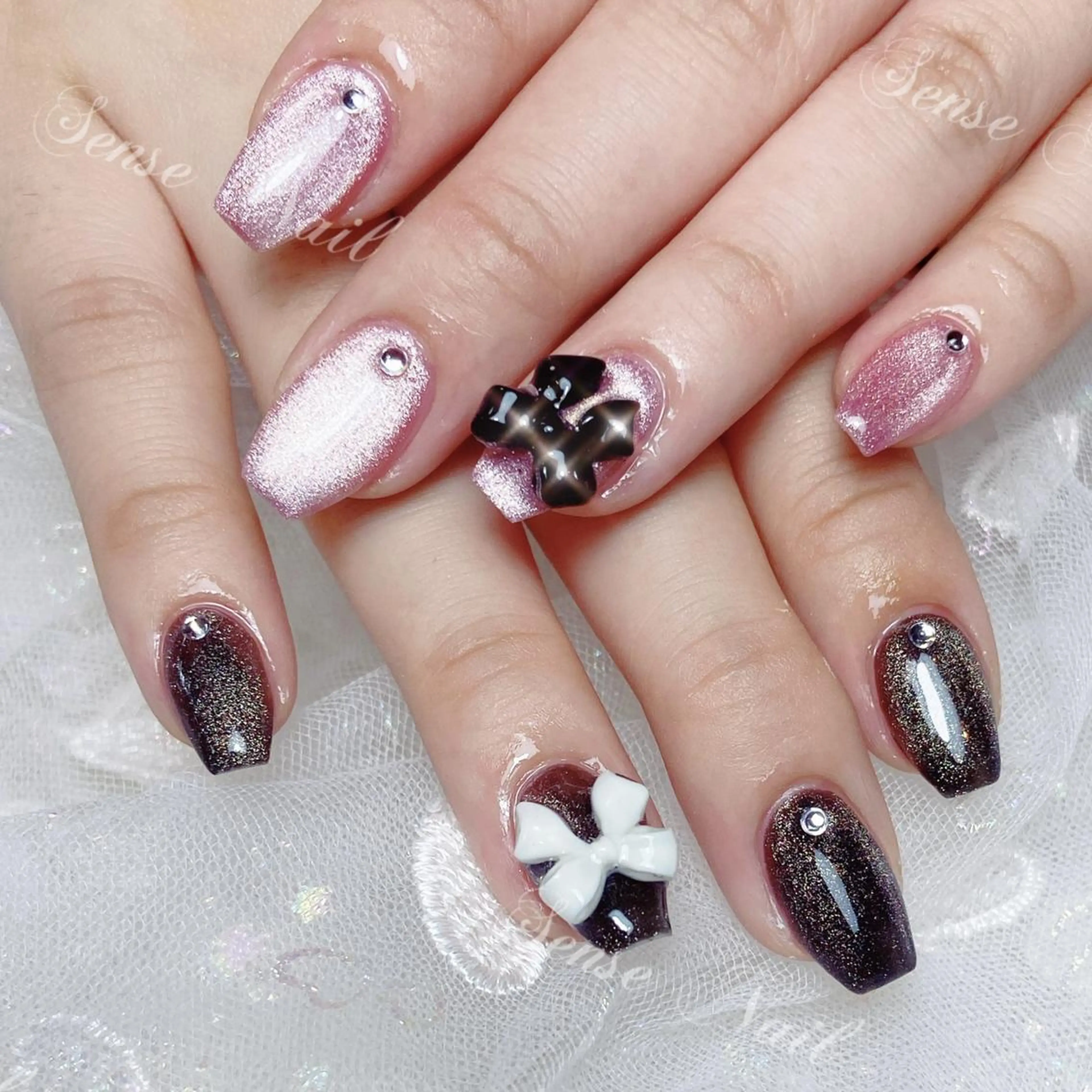 ネイル ハンドネイル ハンドケア Feinn Ink💕のネイルデザイン