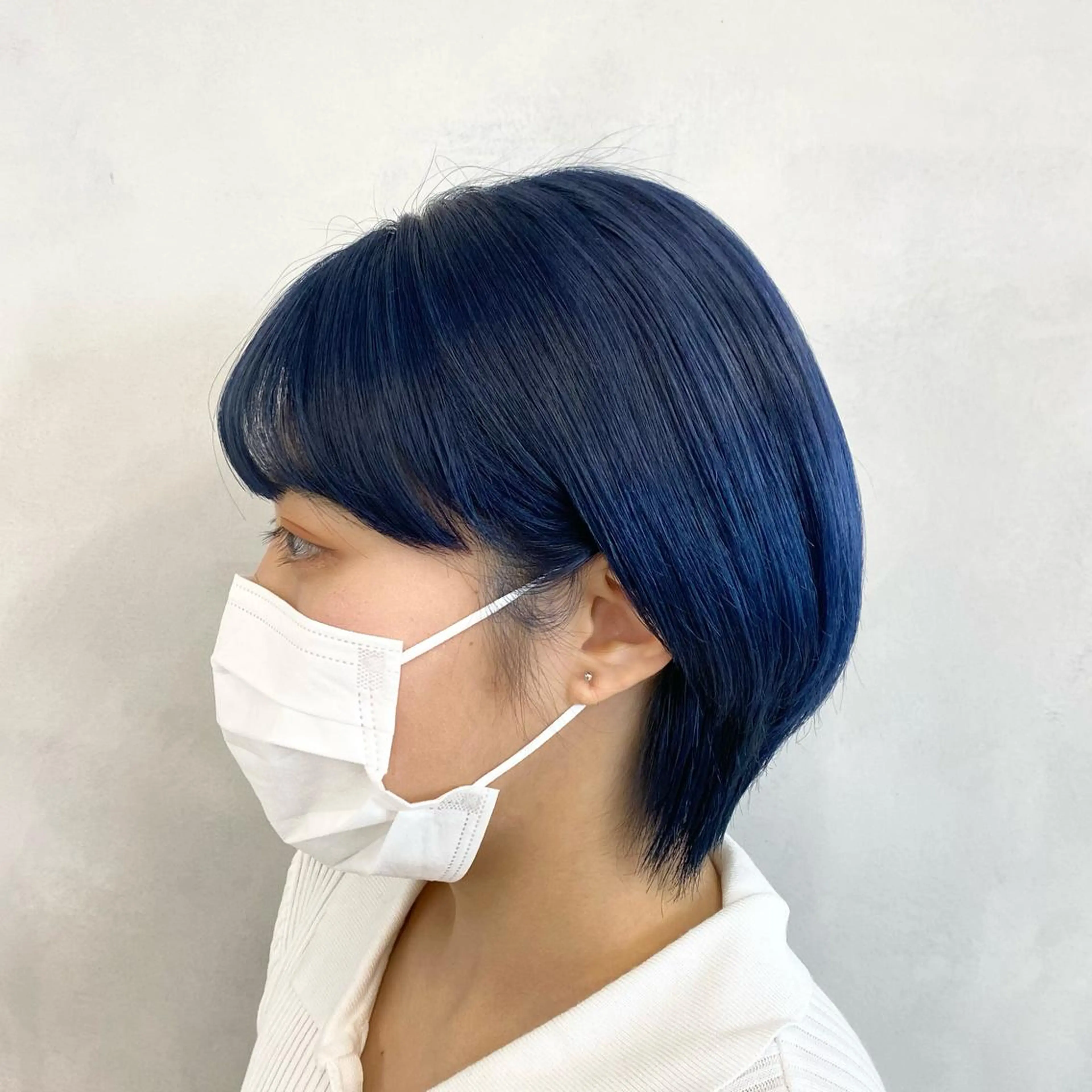 ショート カラー 🩵ブリーチカラー 🐈MIORI🩵のヘアスタイル