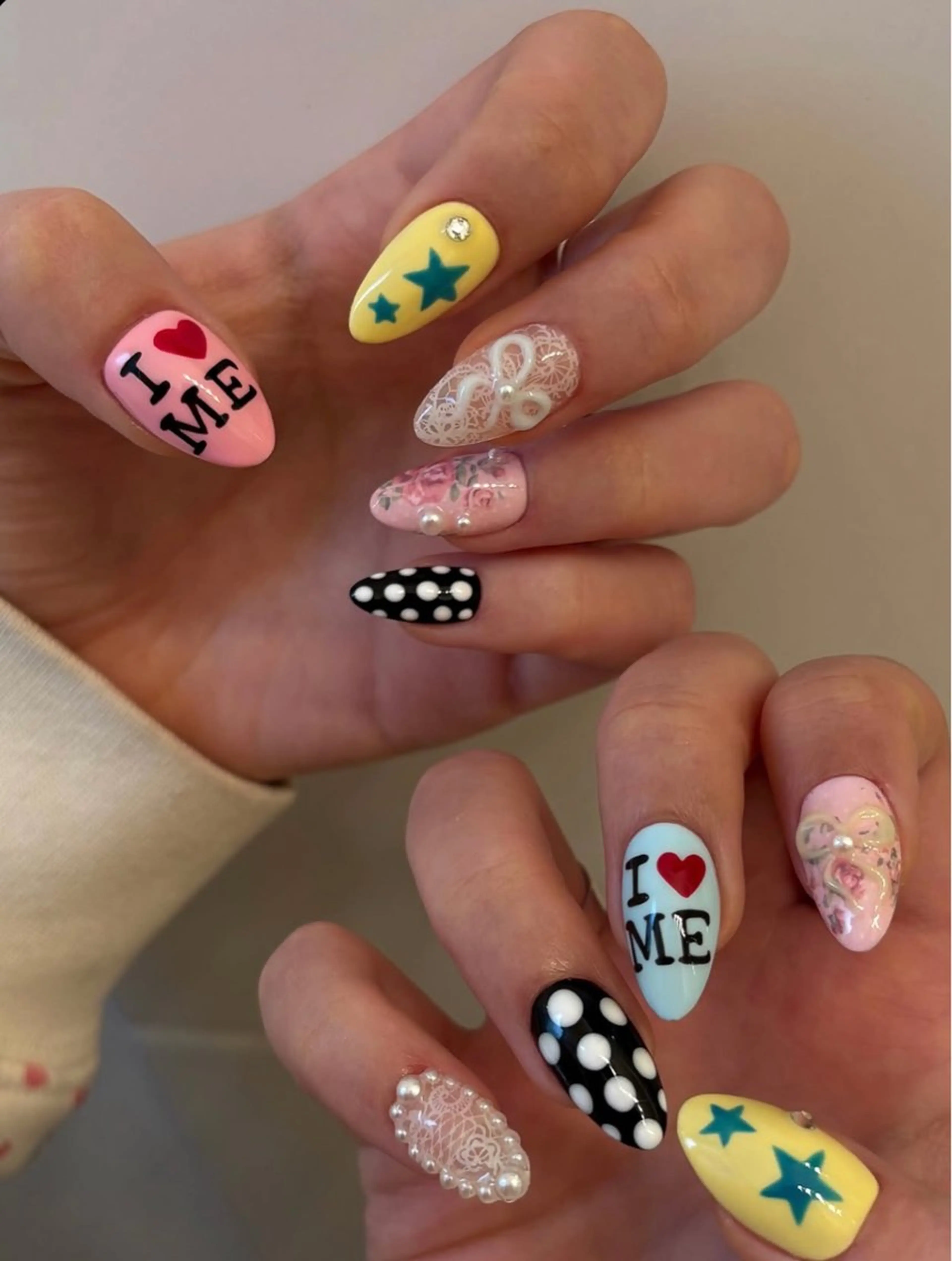 ネイル ハンドネイル NiJi Nailsのネイルデザイン