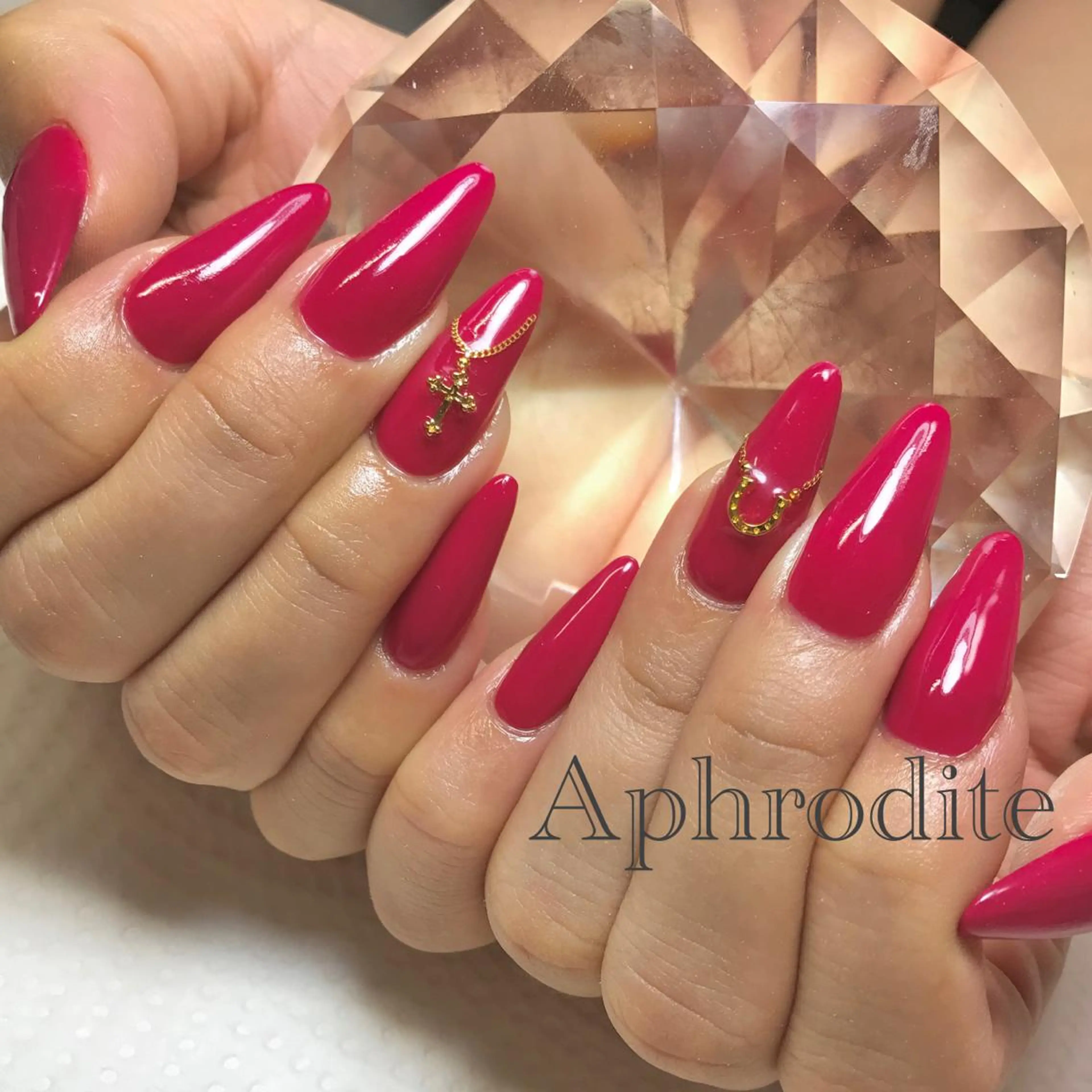 ネイル Aphrodite パラジェル認定サロンのネイルデザイン