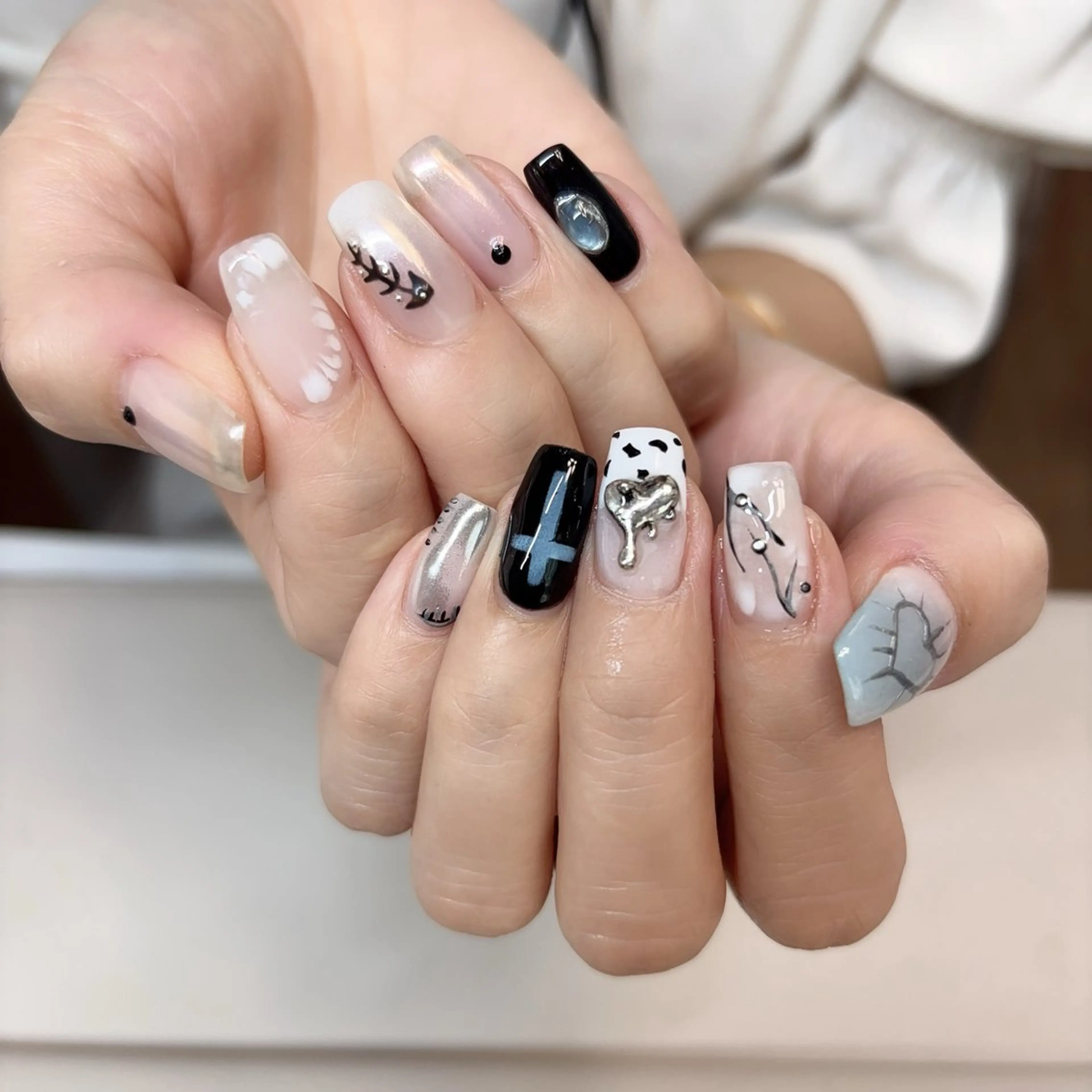 ネイル アニマル柄 べっ甲ネイル ブラウン ジェルネイル ハロウィン Rika  nail cocoのネイルデザイン