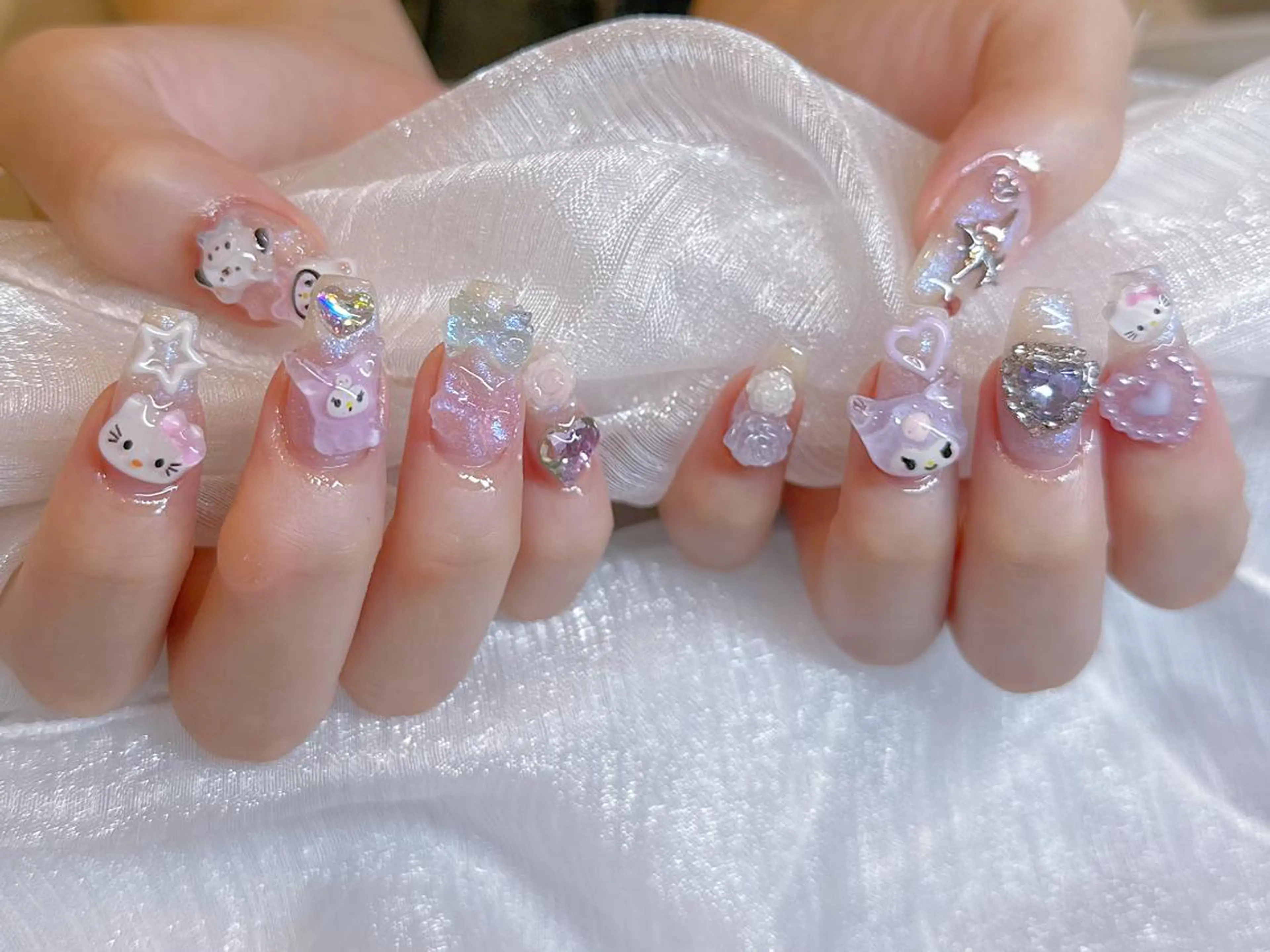 ネイル ハンドネイル ハンドケア Demure Amy 銀座店のネイルデザイン