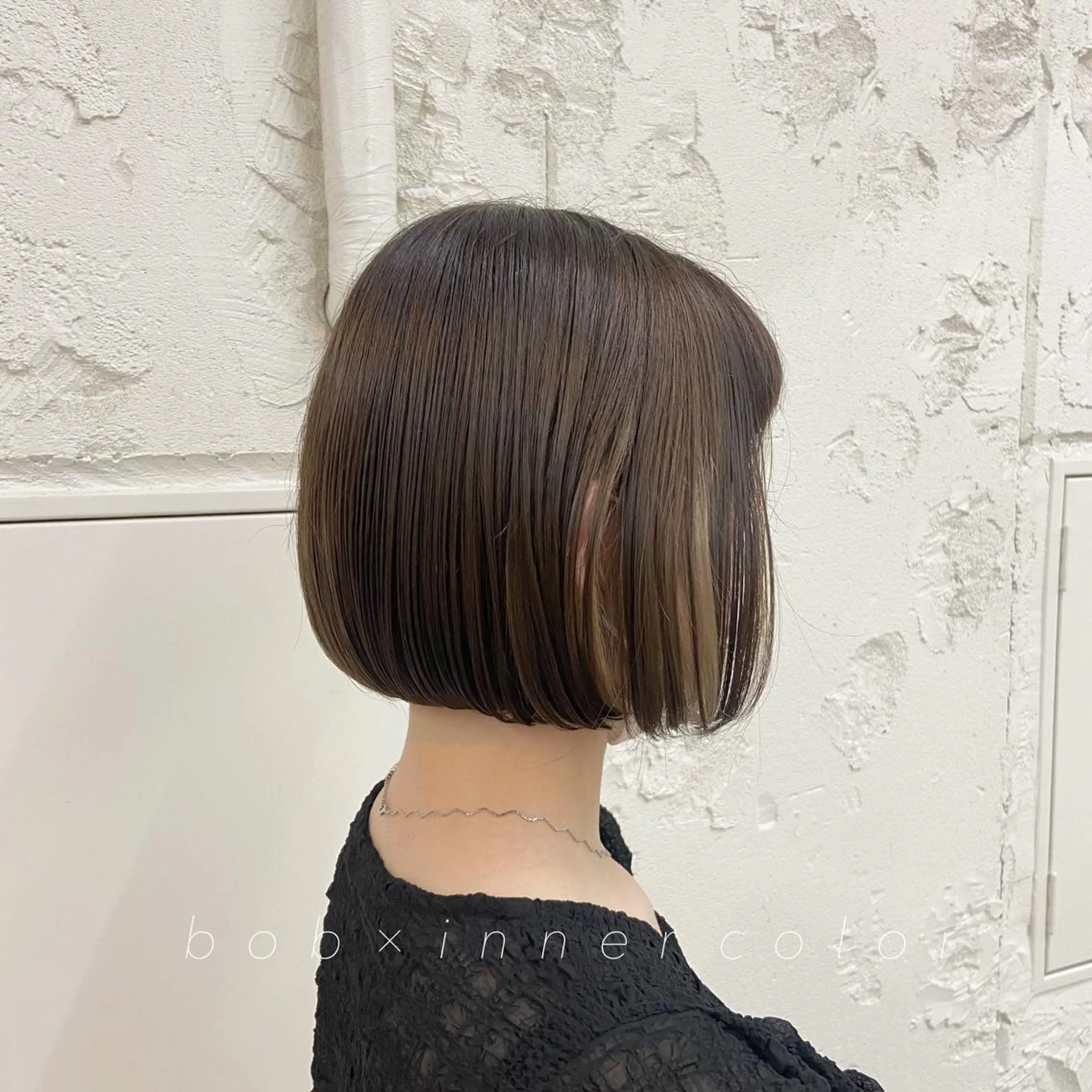 ショート カラー ハイトーン🦢 Natsumiのヘアスタイル