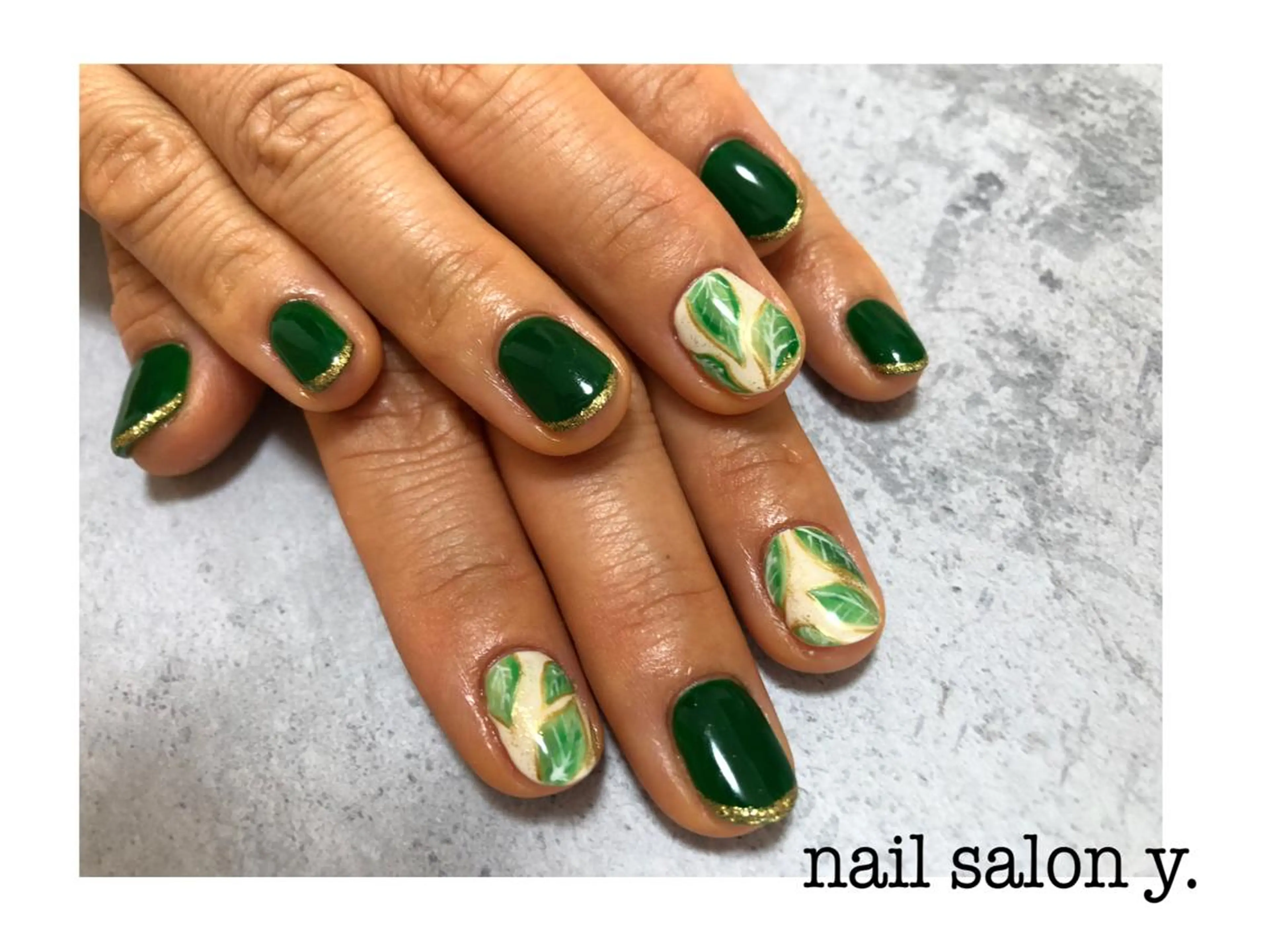 ネイル nailsalon y.のネイルデザイン