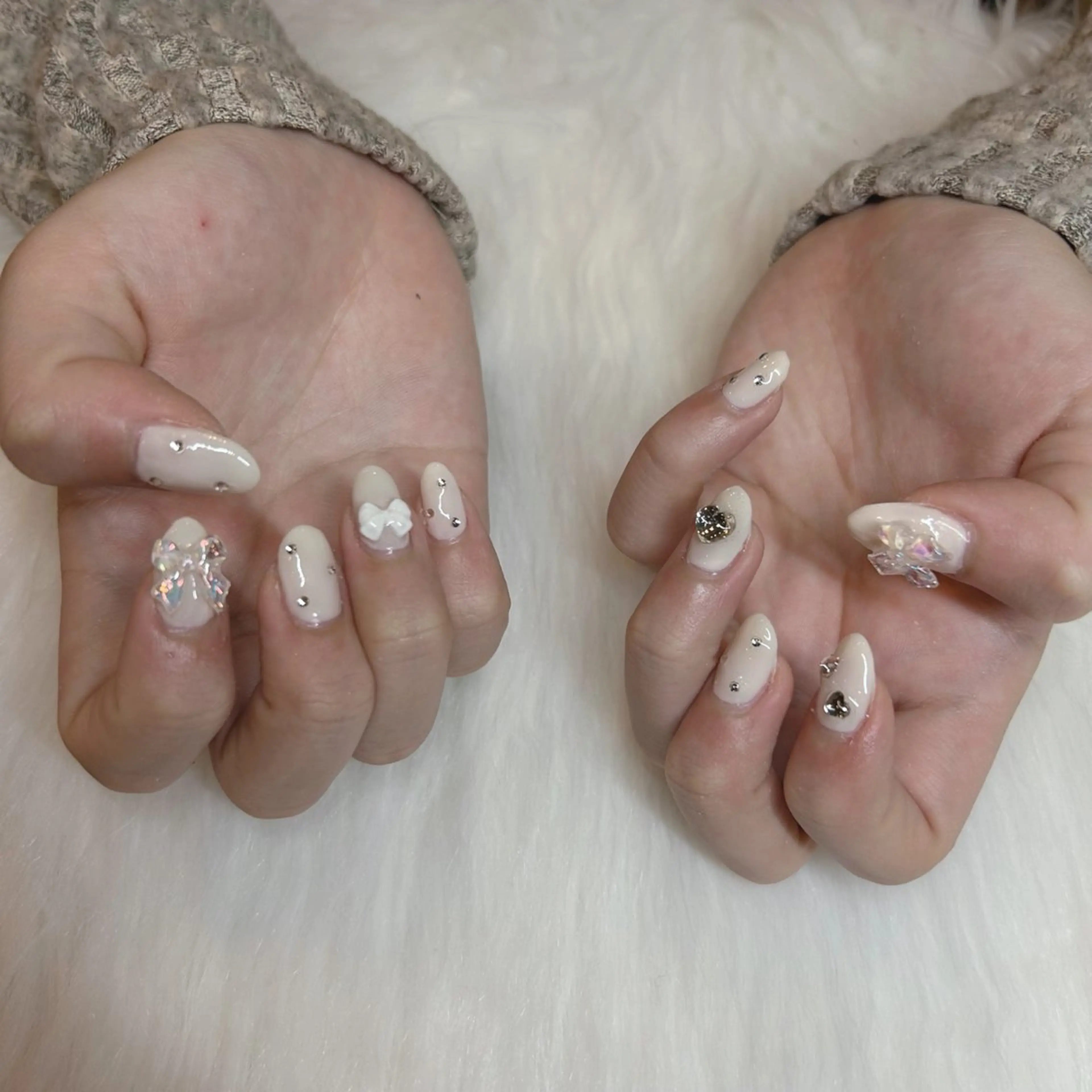 ミディアム HANA うるののネイルデザイン