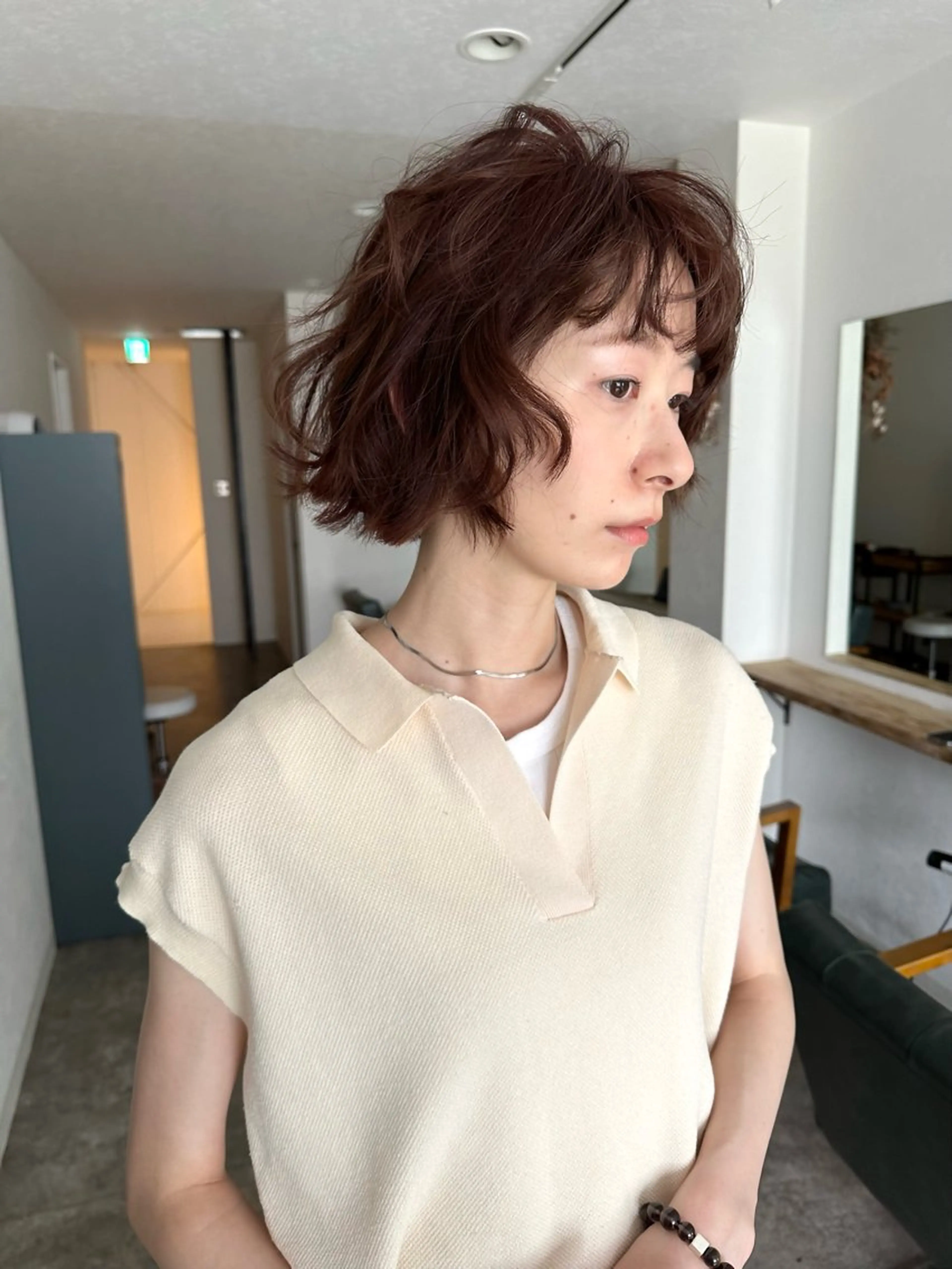 ショート カラー パーマ グレージュ ニュアンスパーマ カット ヘアカラー パーマ トリートメント パーマ/透明感カラー /ボブ/吉田一生のヘアスタイル