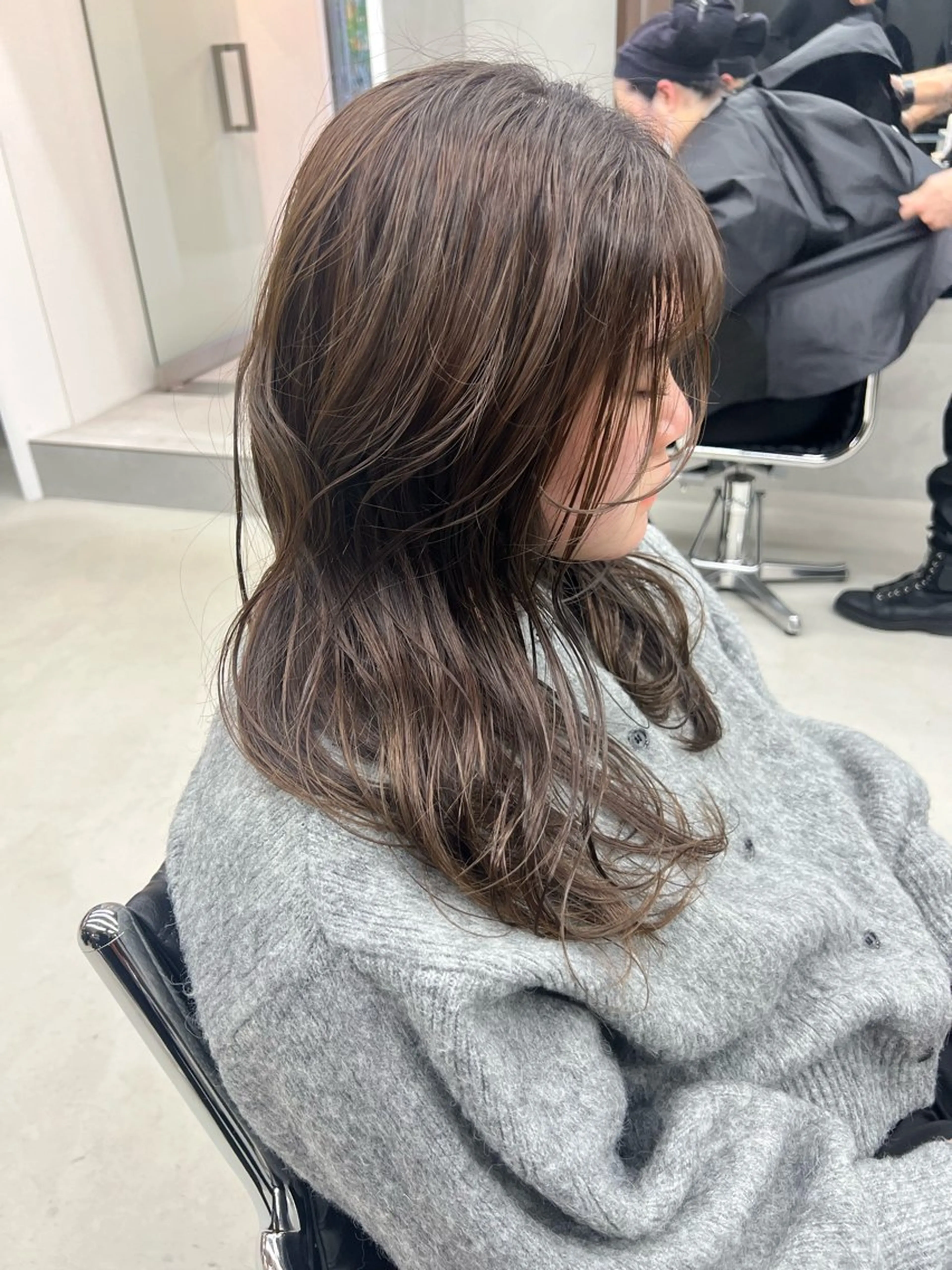 カラー ブリーチ グレージュ ブリーチなしカラー 吉沢遣人/レイヤー 艶カラー/抜け感のヘアスタイル