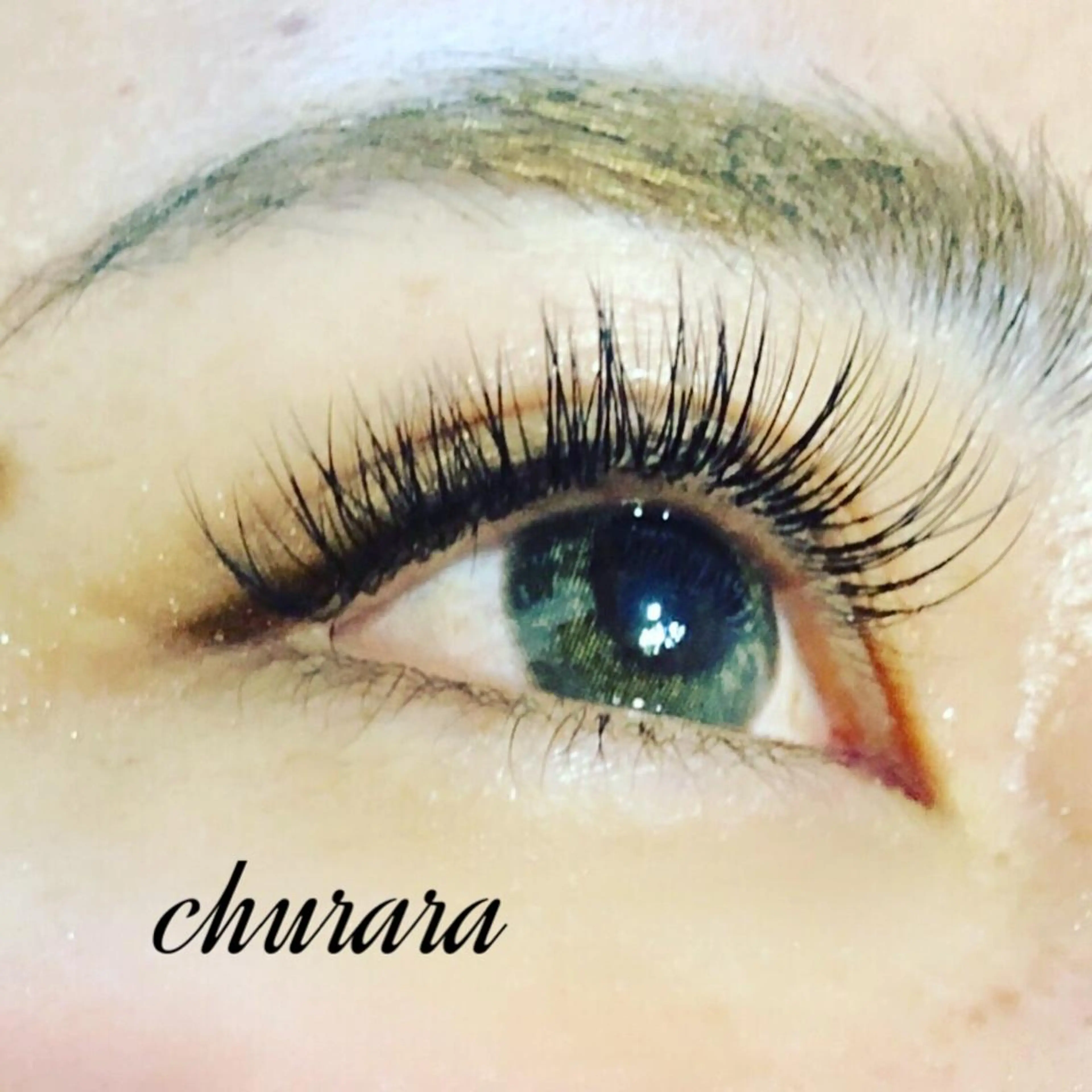 フラットラッシュ付け放題の写真