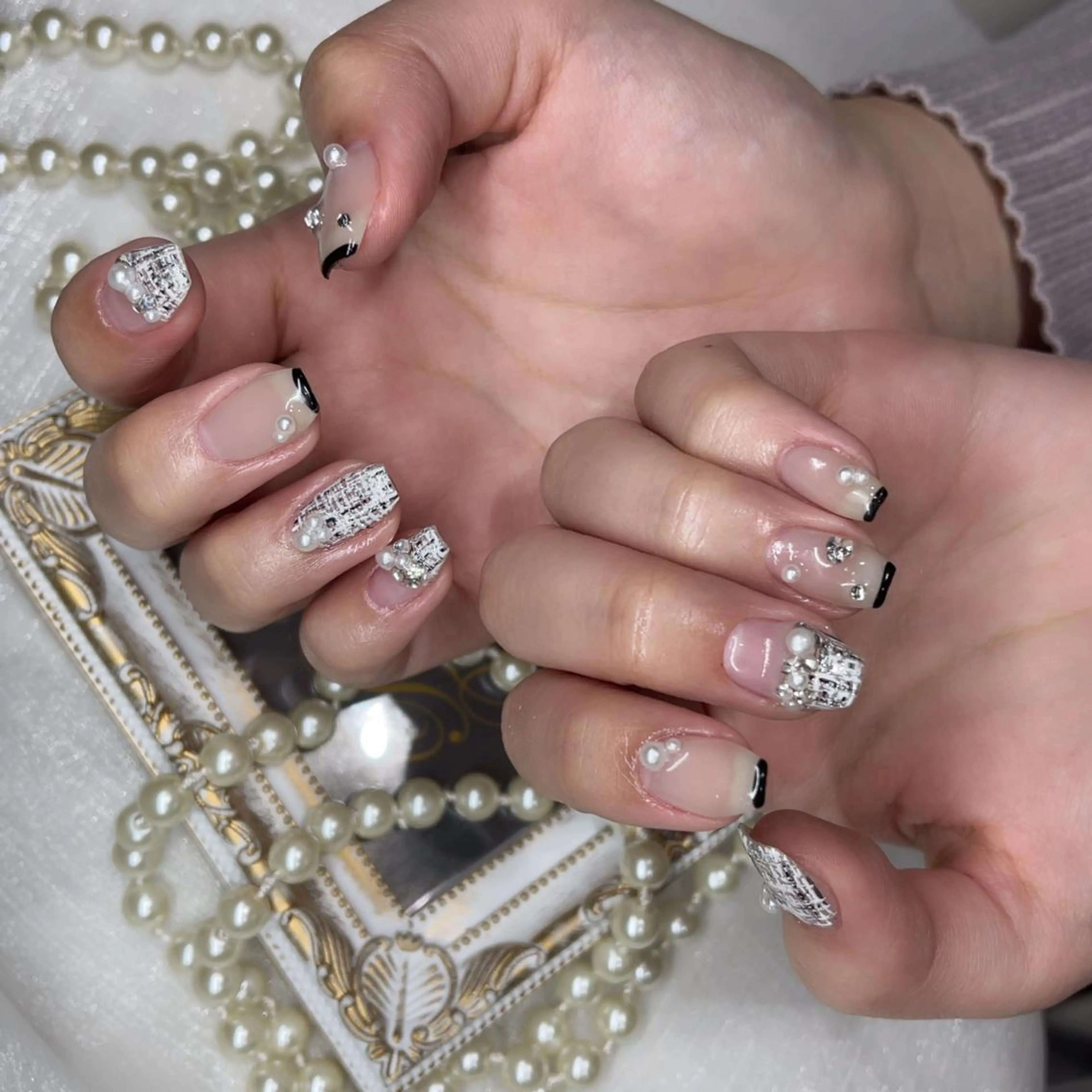 ネイル ハンドネイル Queens ciciのネイルデザイン