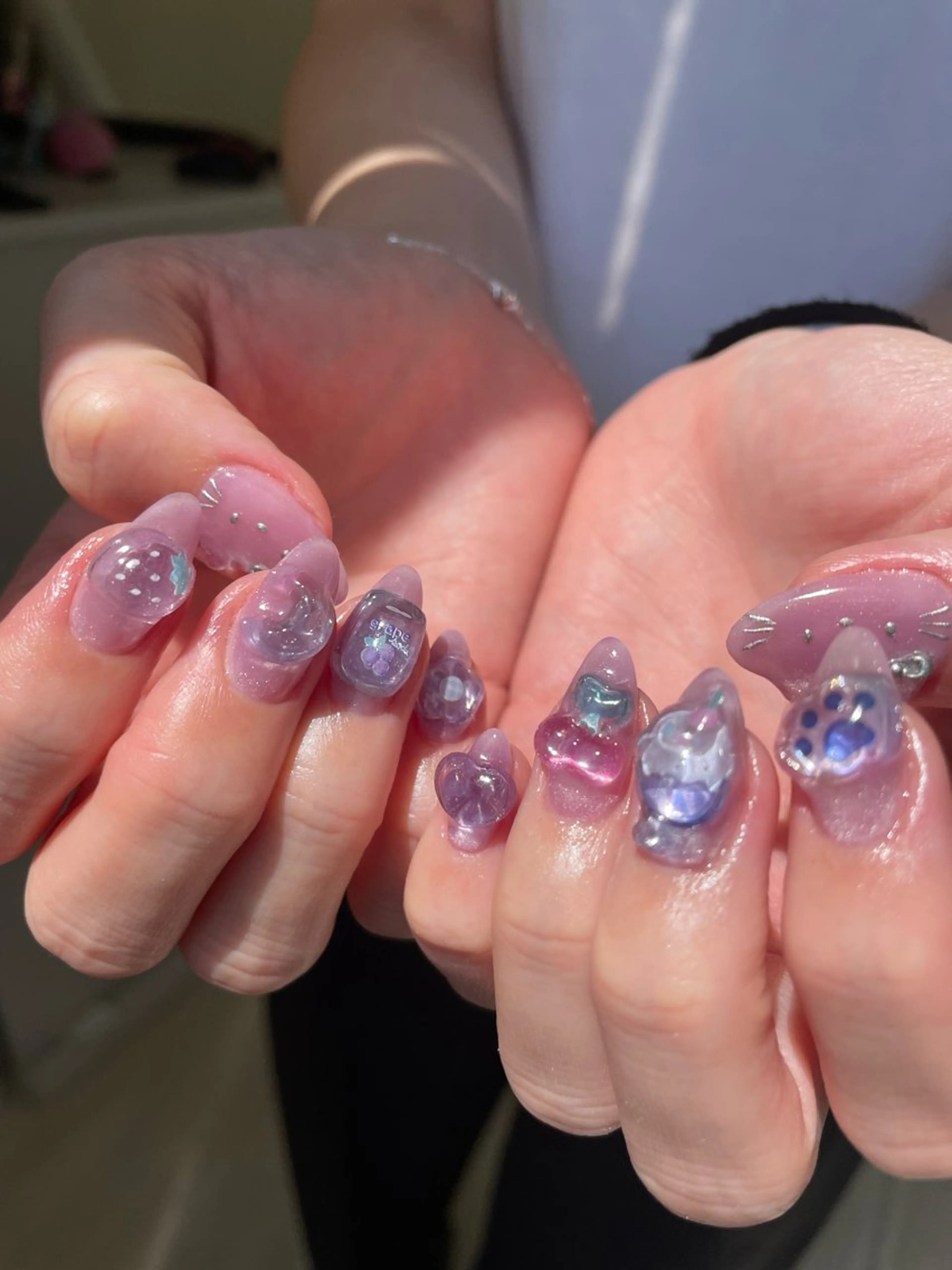 ネイル 持ち込み Hisaka Mikiのネイルデザイン