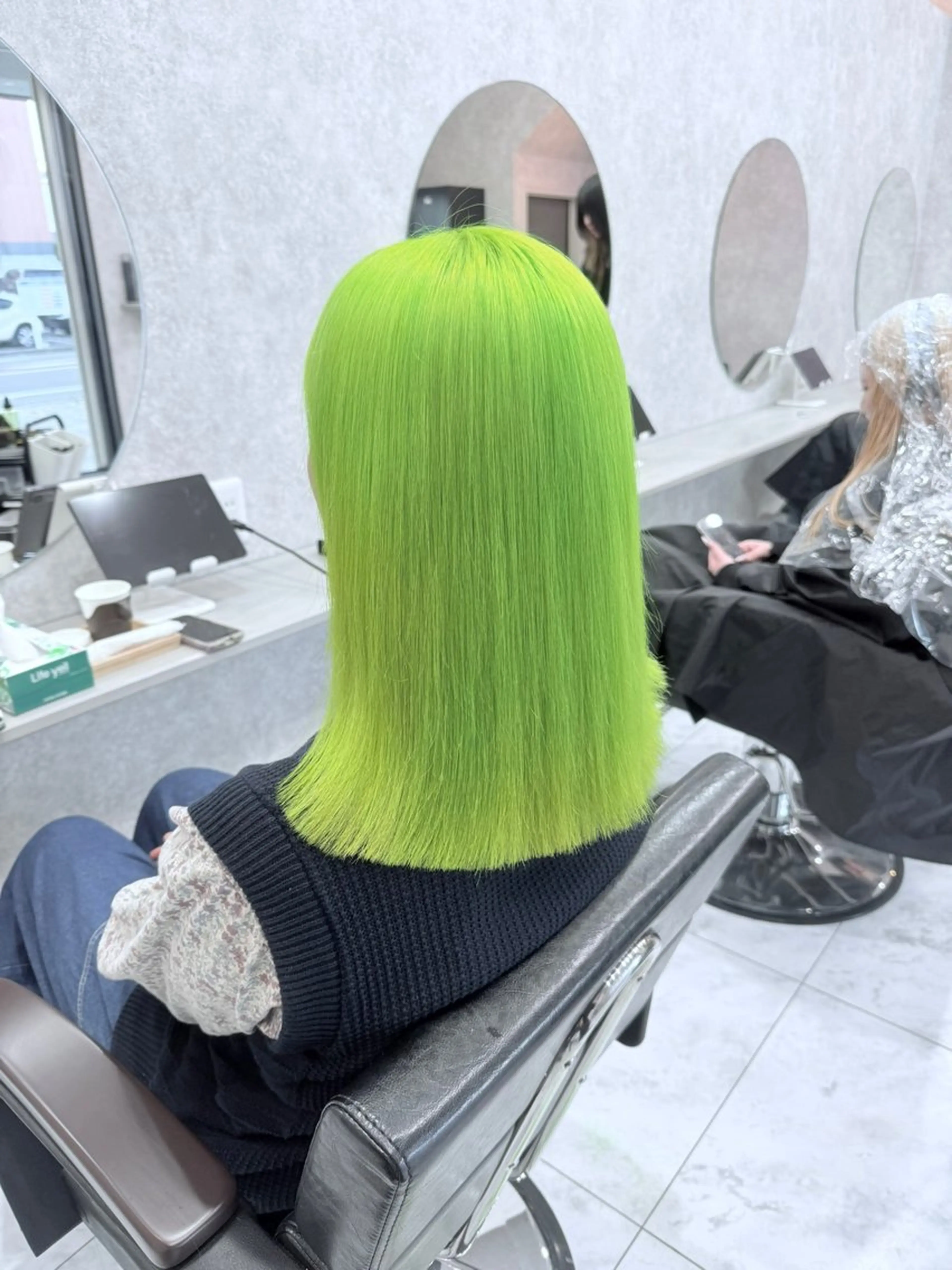 ミディアム カラー ブリーチ ケアブリーチ デザインカラー ダブルカラー ハイトーンカラー ヘアカラー 🌈派手髪ハイトーン 🌈鈴木亮太🌈のヘアスタイル