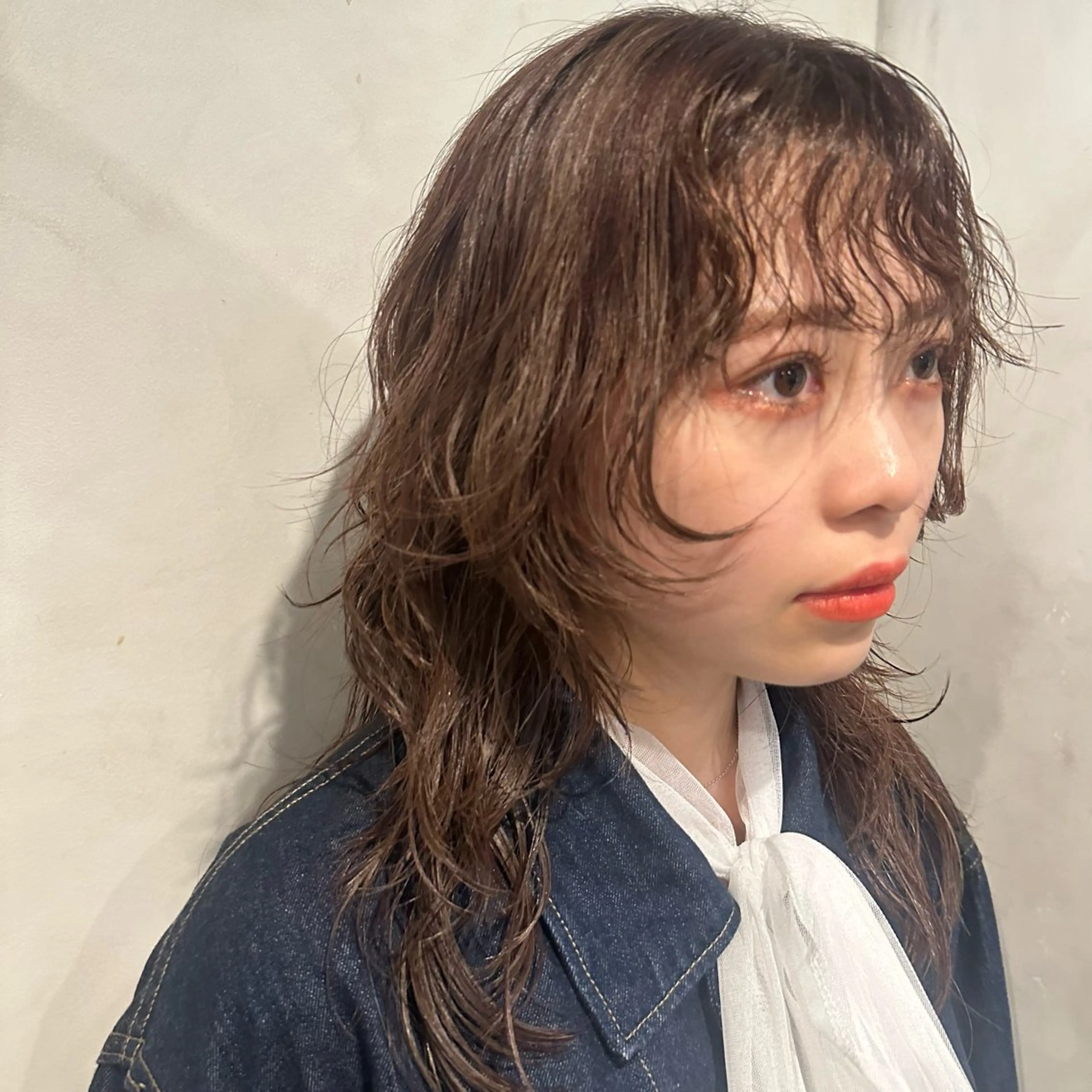 セミロング パーマ セミロングパーマ くせ毛 スパイラルパーマ Yuki☺︎パーマ レイヤーカットのヘアスタイル