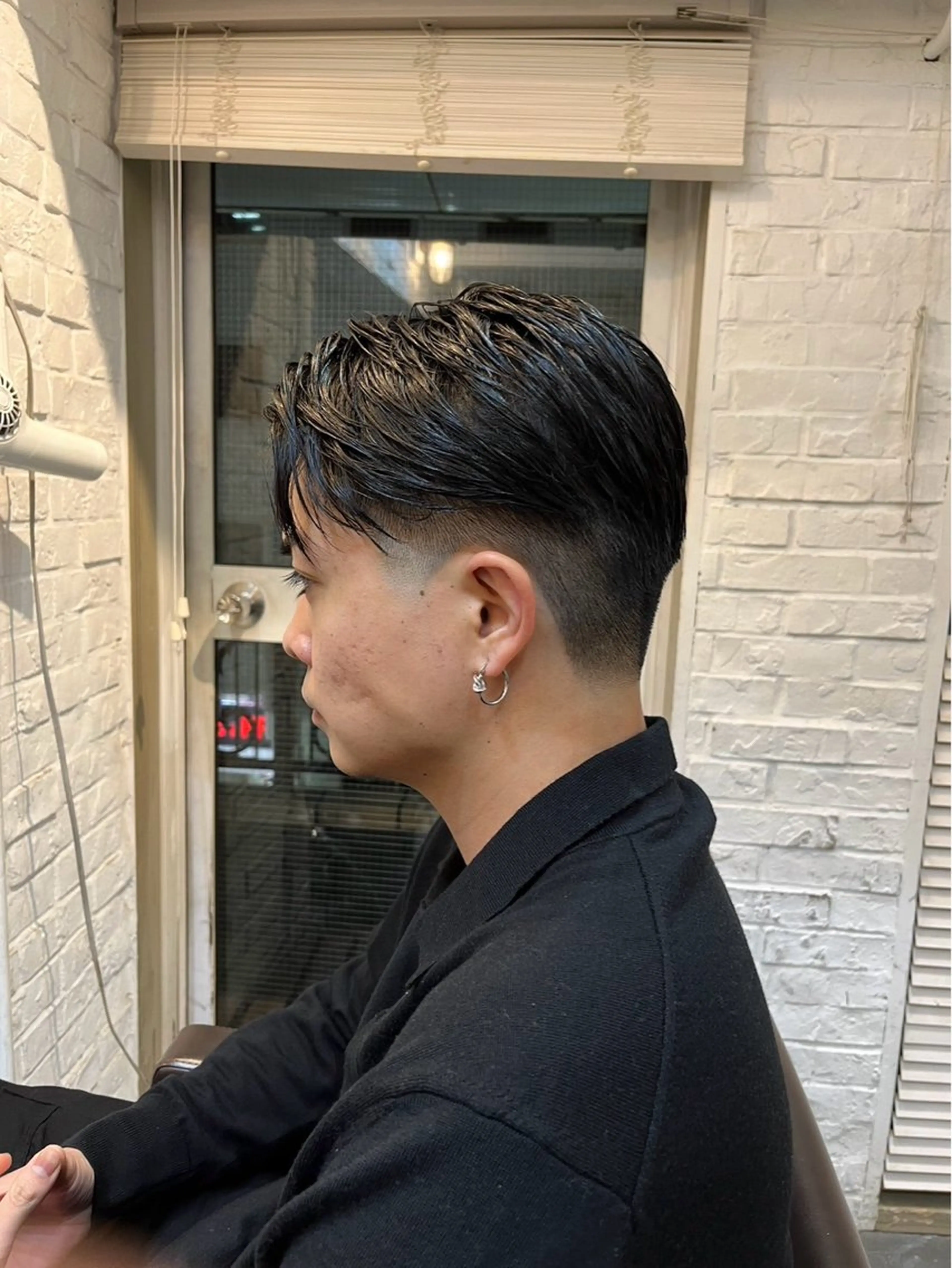 ショート メンズ センターパート ダウンパーマ フェードカット メンズハイライト メンズパーマ カット トリートメント 💈メンズ特化💈 TASUKUのヘアスタイル