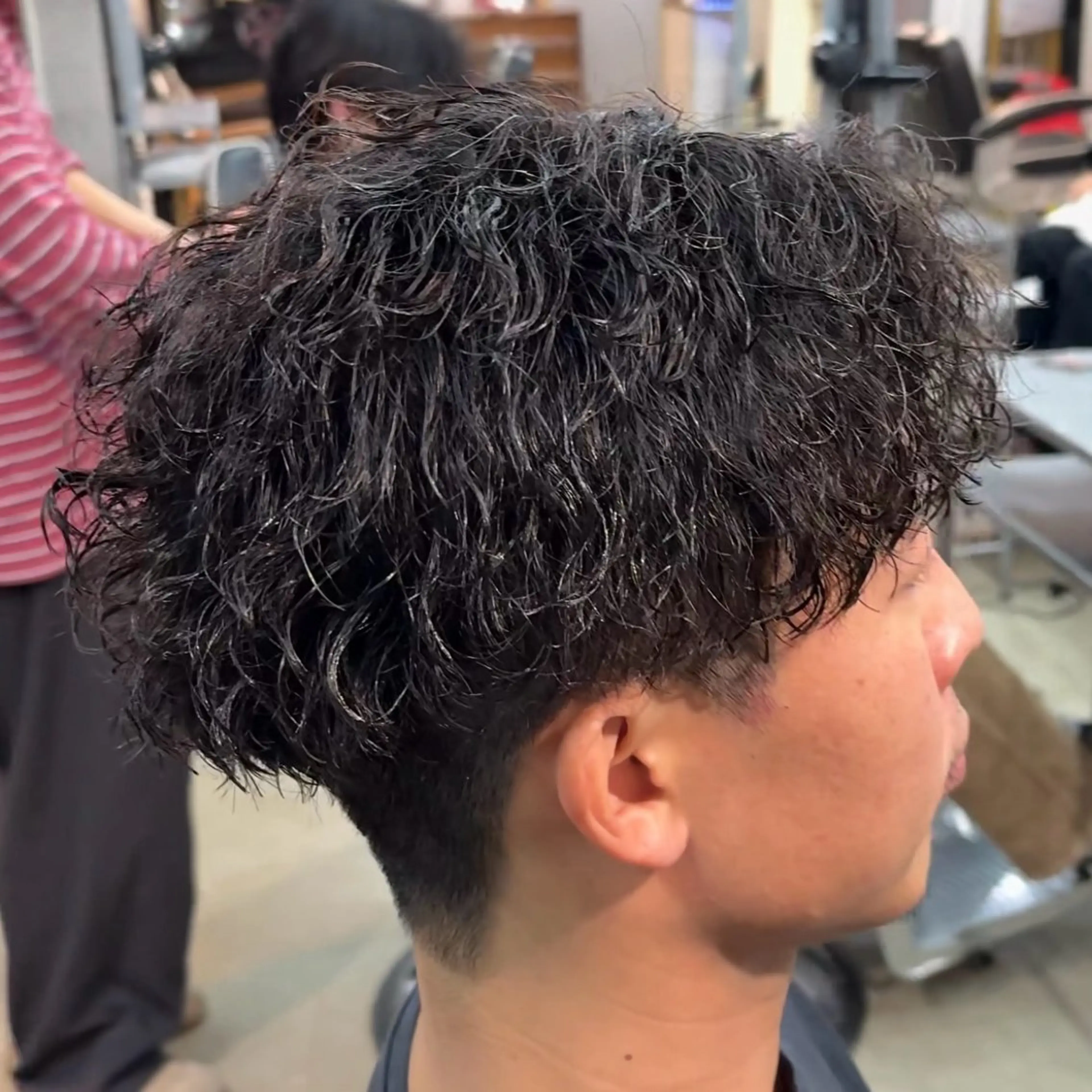 ショート パーマ ヘアアレンジ メンズ MENIN メンズ サロン　望月　涼太のヘアスタイル