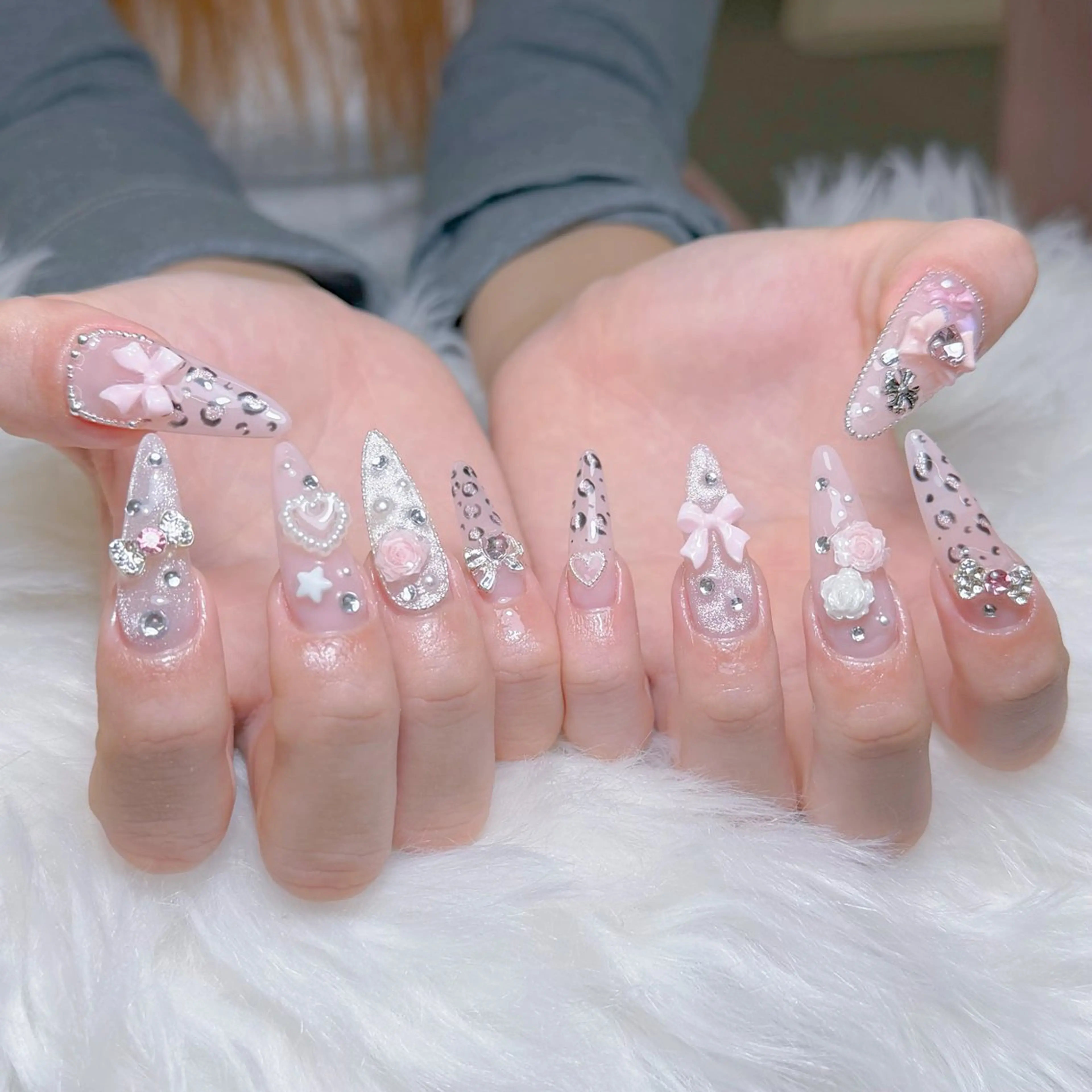 ネイル 韓国ネイル 持ち込み ニュアンスネイル ワンホンネイル ハンドネイル AKIKO NAILのネイルデザイン