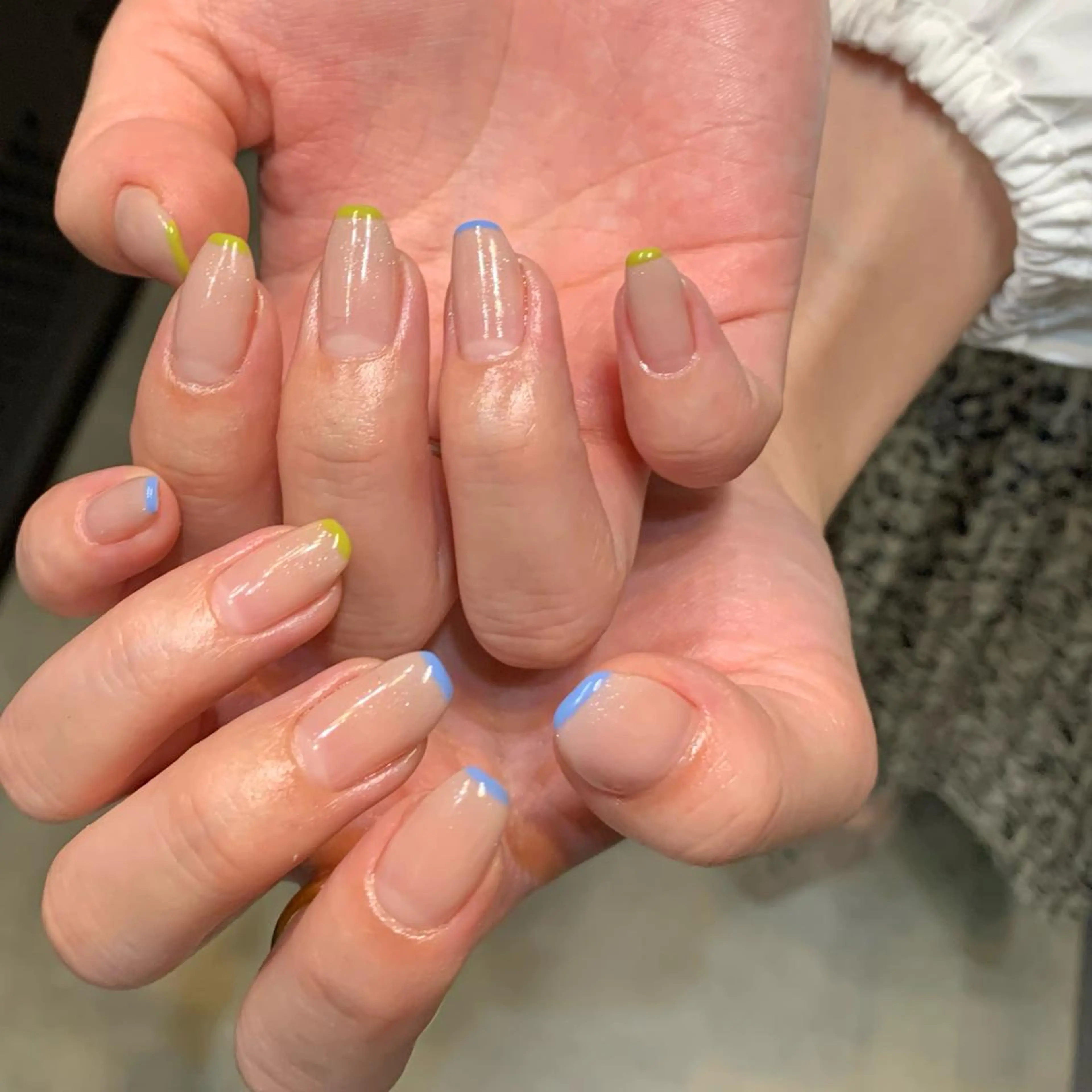 ネイル フレンチネイル ジェルネイル パラジェル YUKIMO🍎名駅 /ニュアンスのネイルデザイン