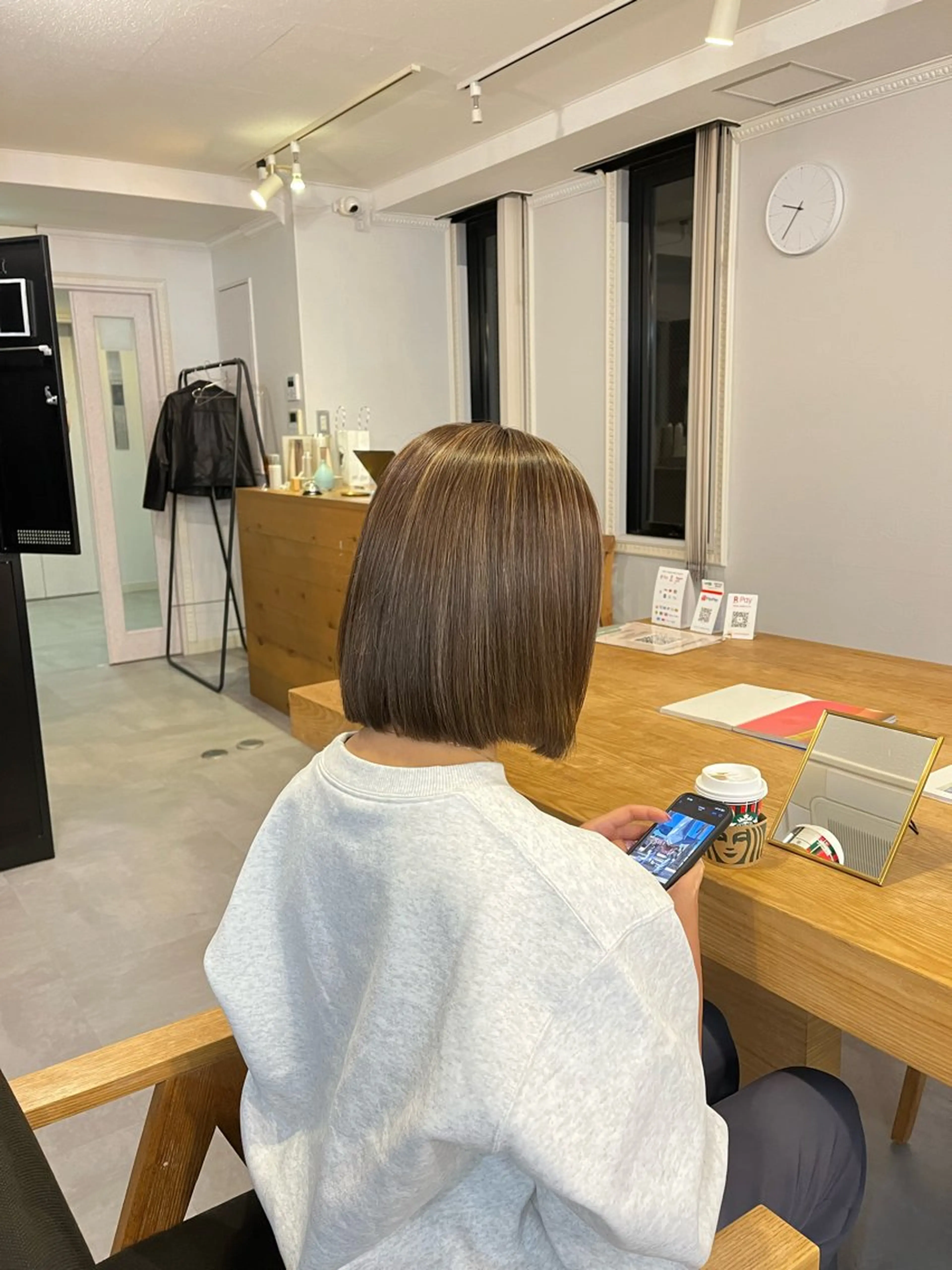 ショート カラー 南堀江レイヤーカット MIKU🍒のヘアスタイル
