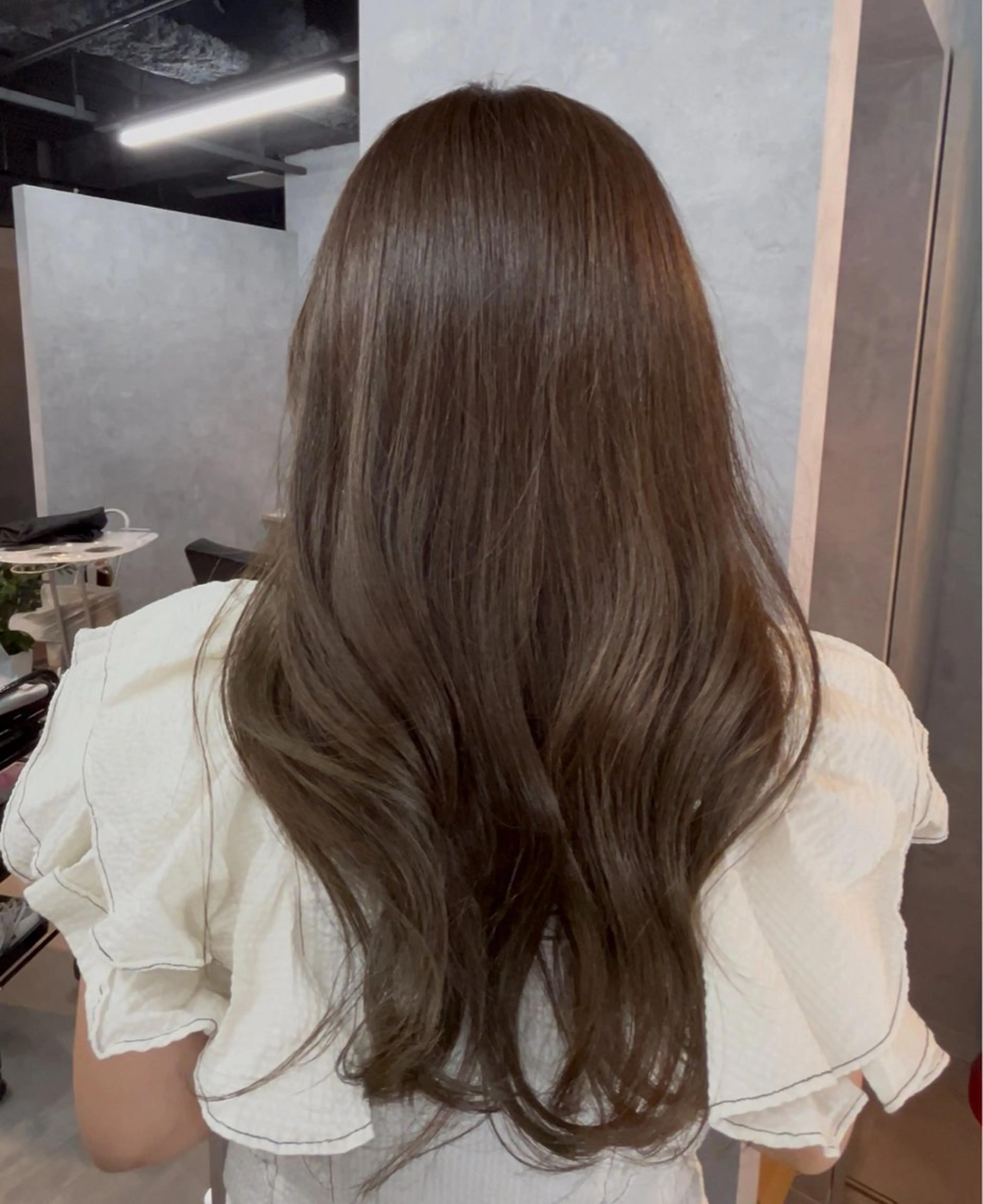 ロング 小山洋次/阪急茨木/ 透明感カラーショートのヘアスタイル