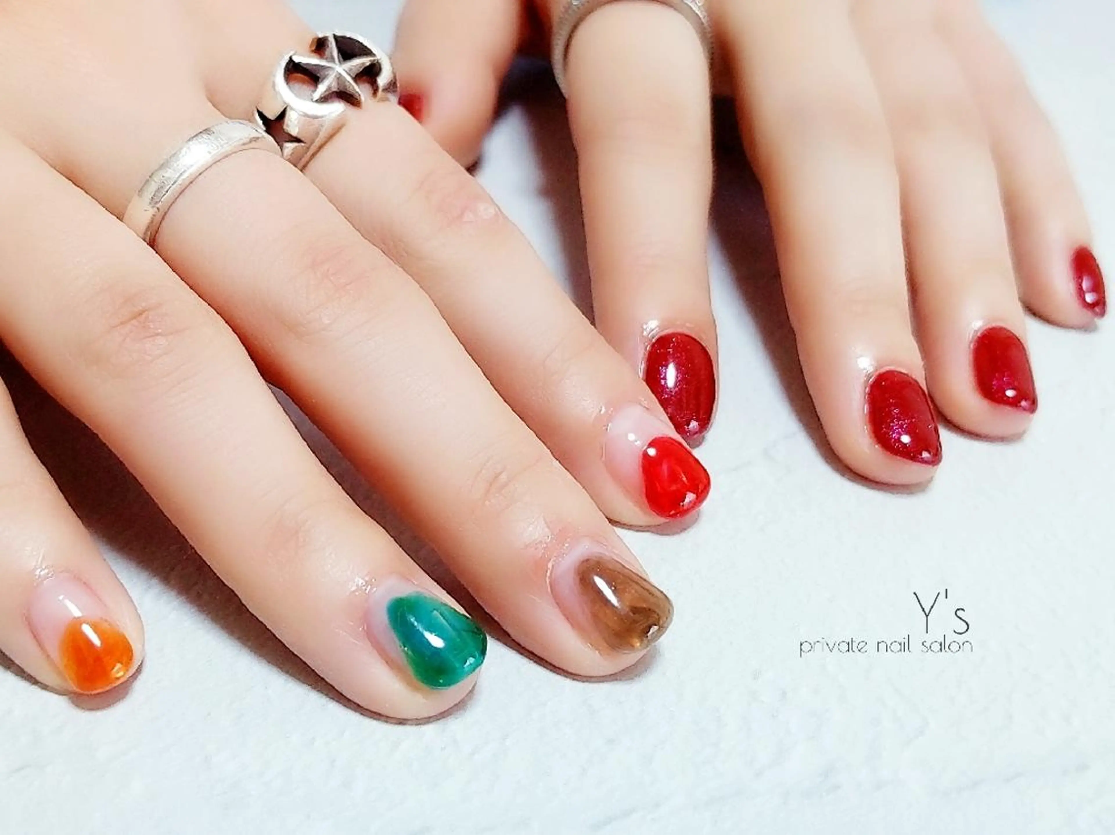 ネイル YUMI NAGAI  のネイルデザイン