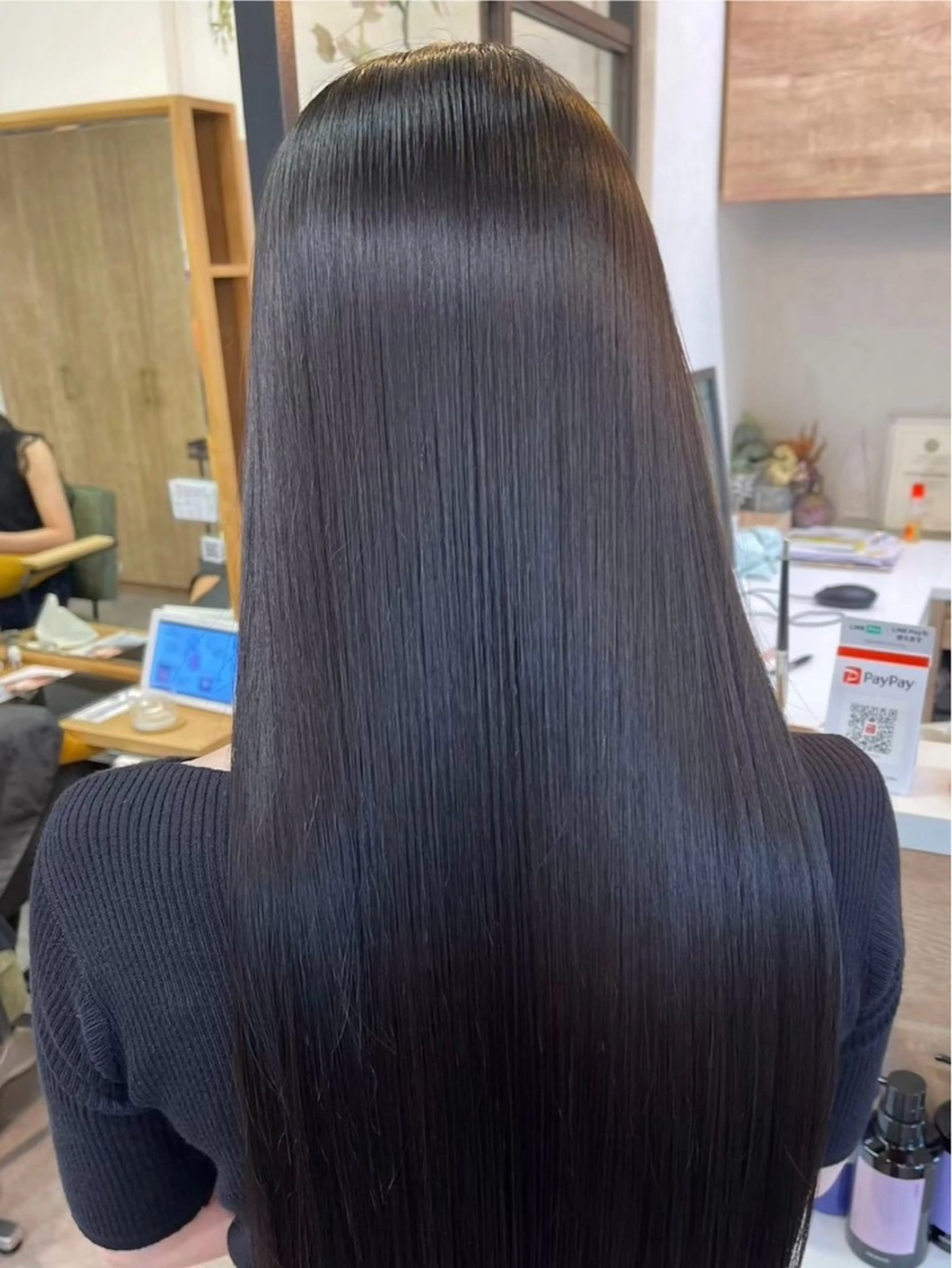 カラー 黒髪 ブルーカラー ブルーブラック 透明感カラー ヘアカラー トリートメント うる艶カラー✨️ 耳ツボ💠mamiのヘアスタイル