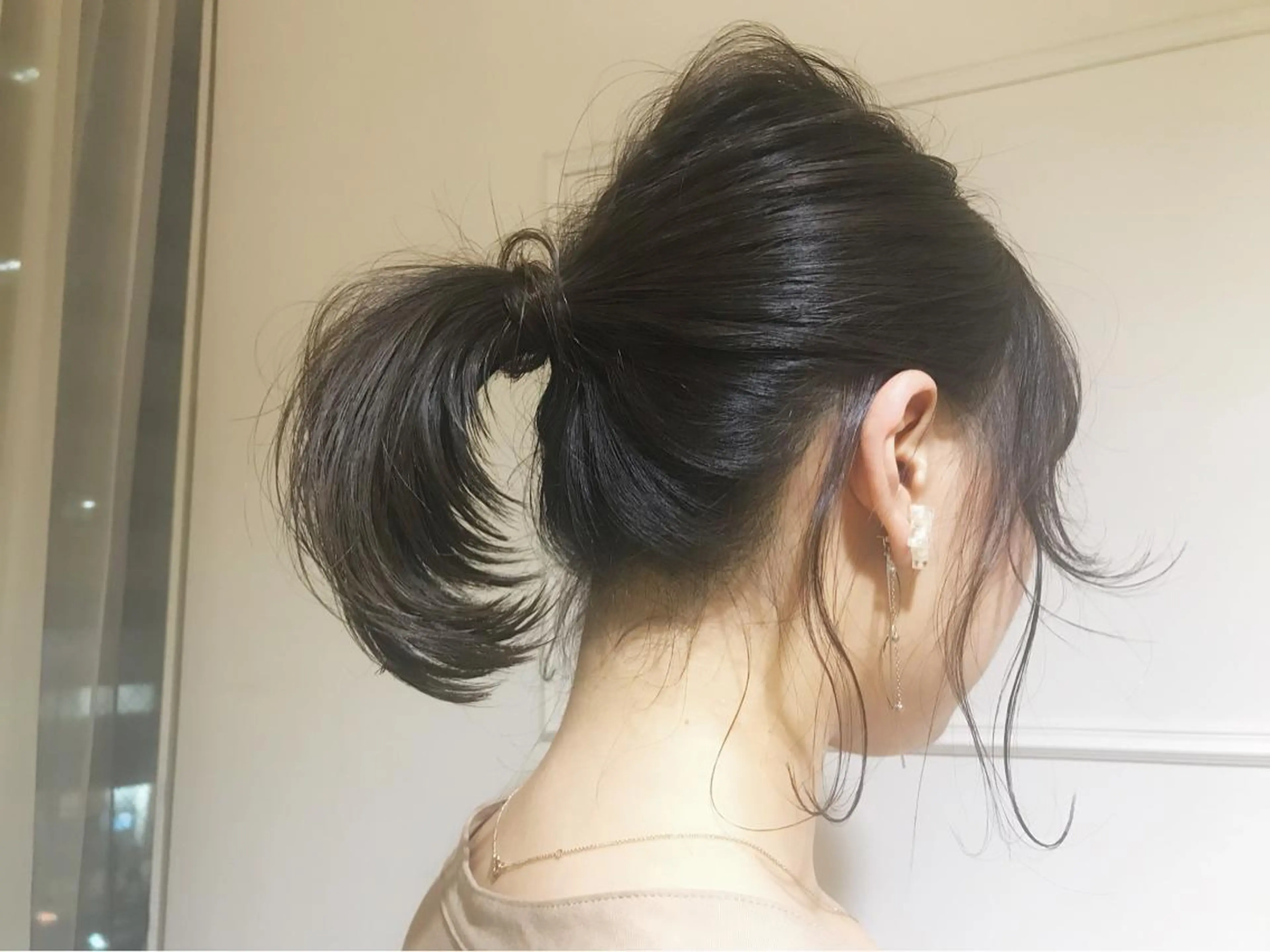 ミディアム 黒神 浩之のヘアスタイル