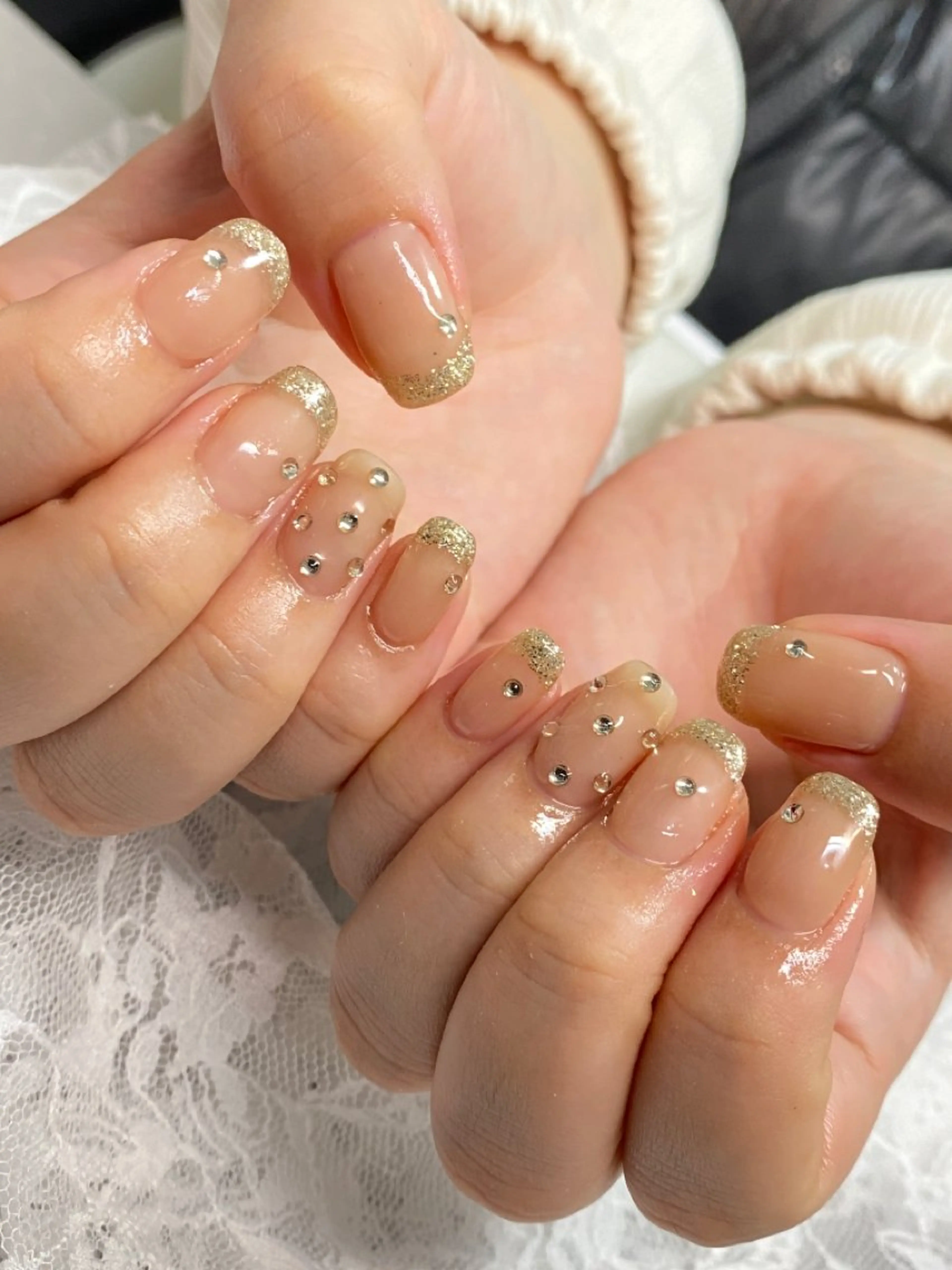 ネイル フレンチネイル ストーンネイル HandS ネイル 自宅サロンのネイルデザイン