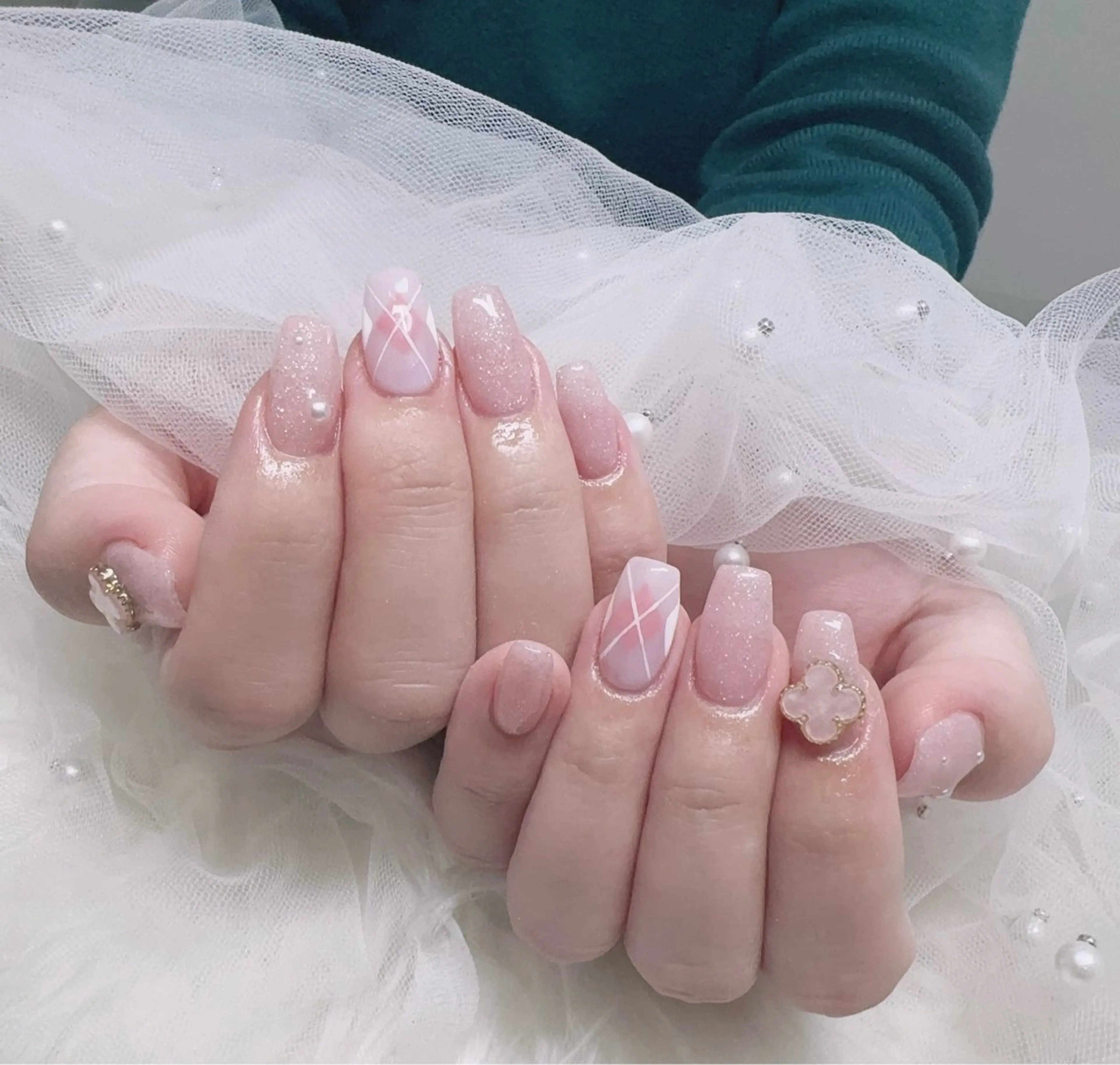 ネイル ＆ME アンドミーのネイルデザイン