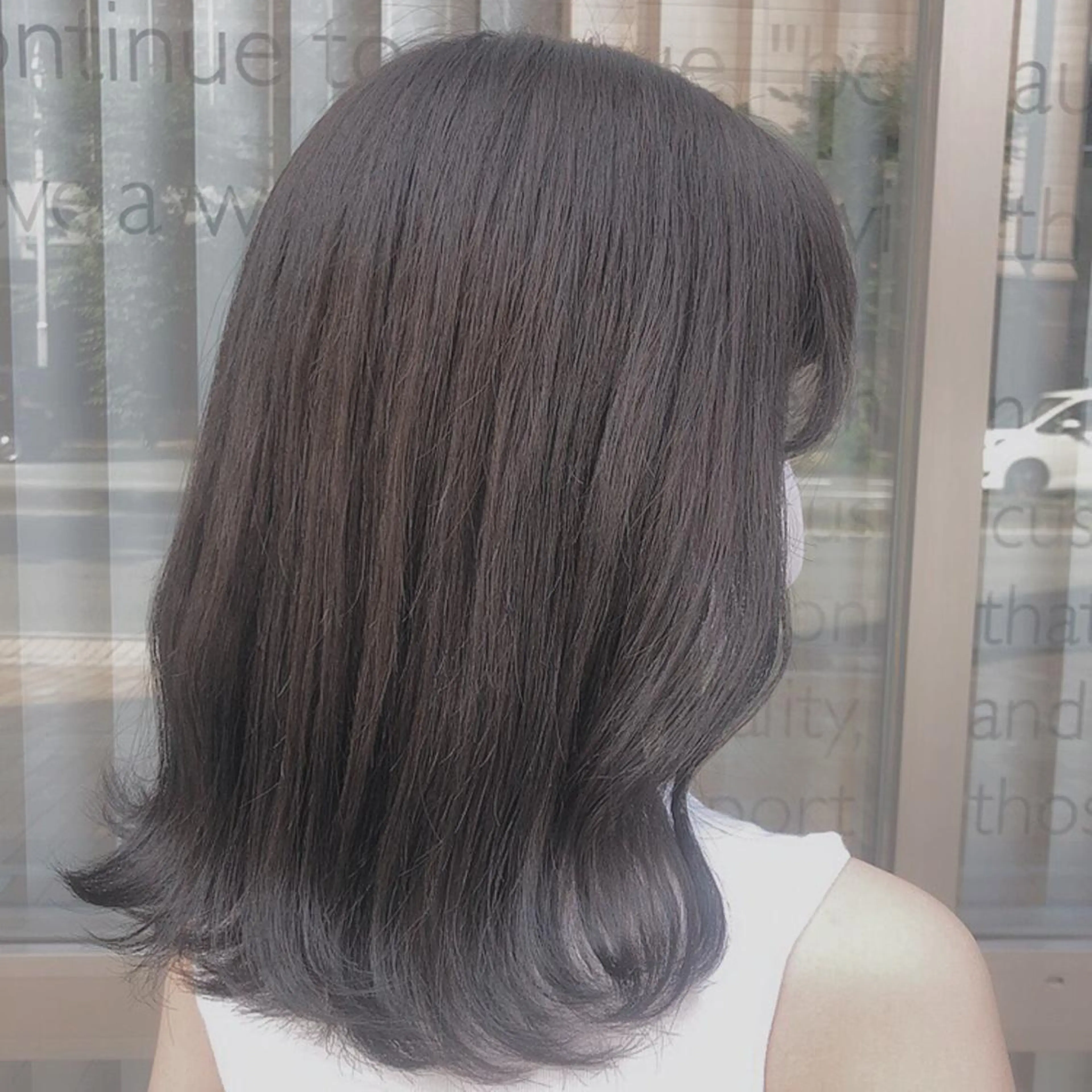 ミディアム カラー たかはし まいのヘアスタイル