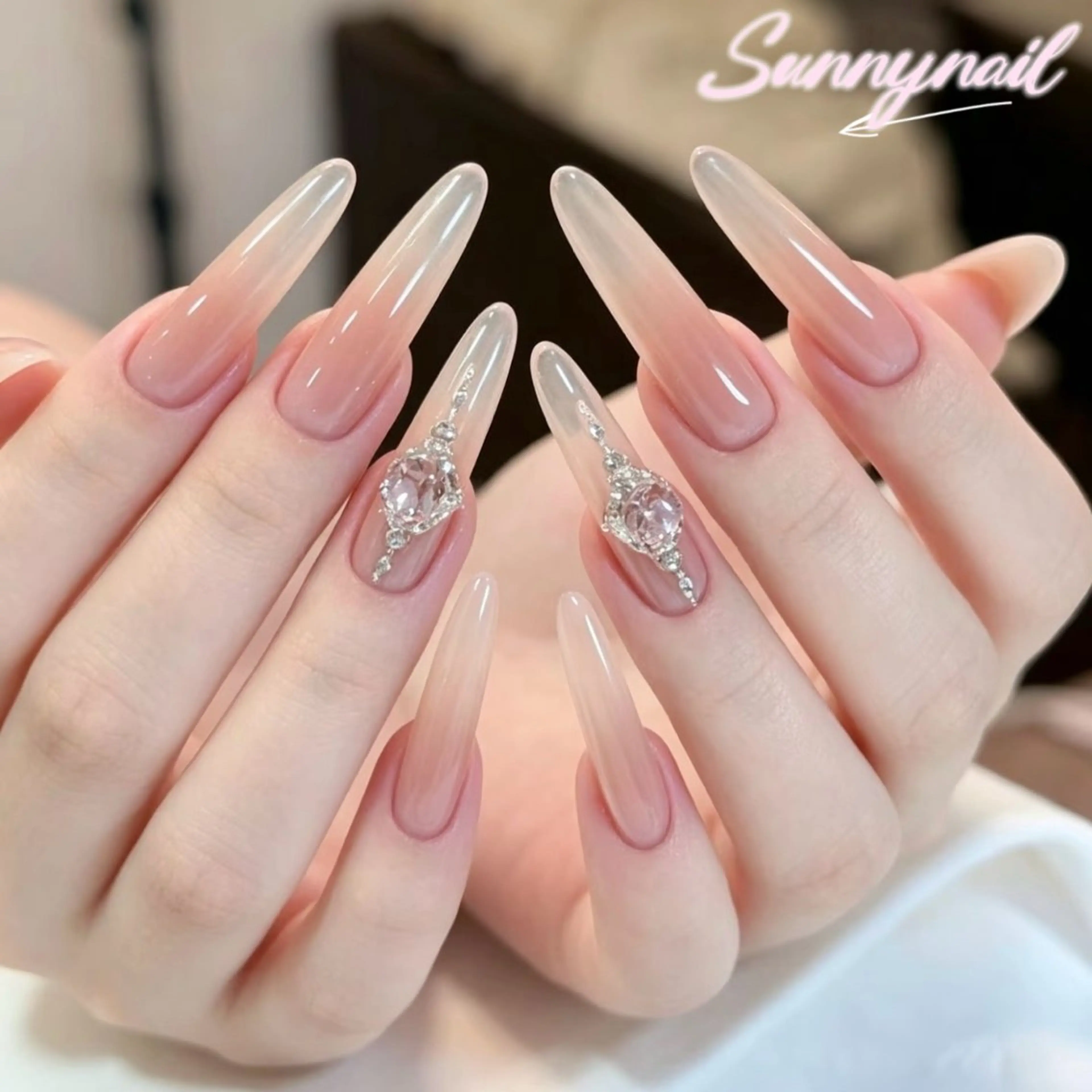 ネイル sunnynail 小桃のネイルデザイン